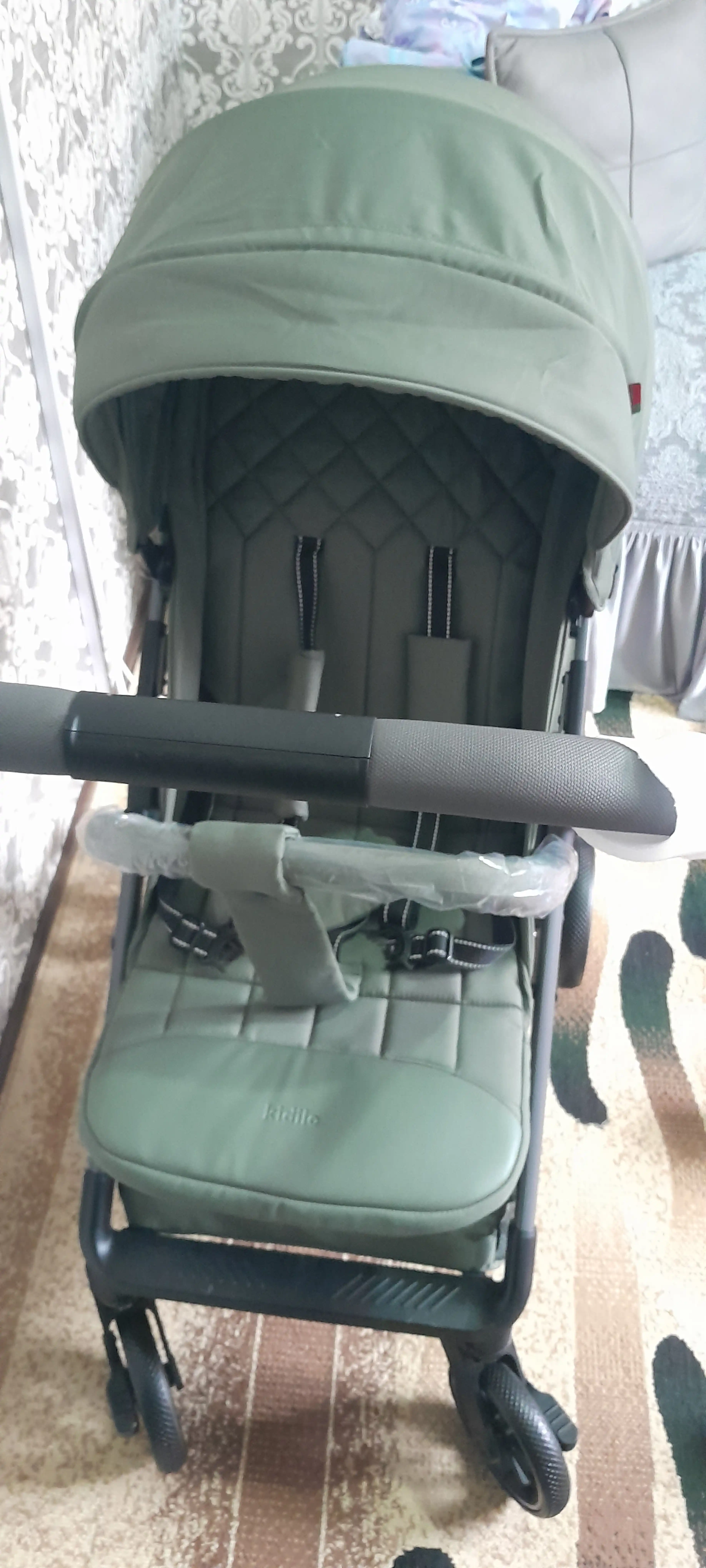Детская коляска Kidilo M9/M9F