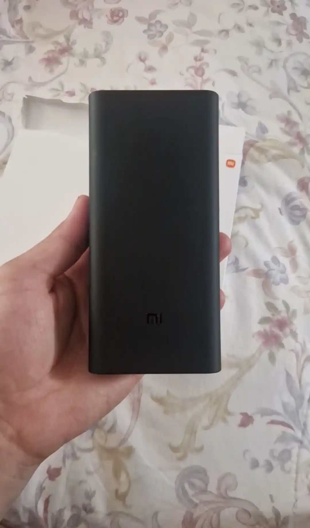 Power bank 2000mAh 20w-50w Mi power bank tez quvvatlovchi iphone va Andiroidlar uchun