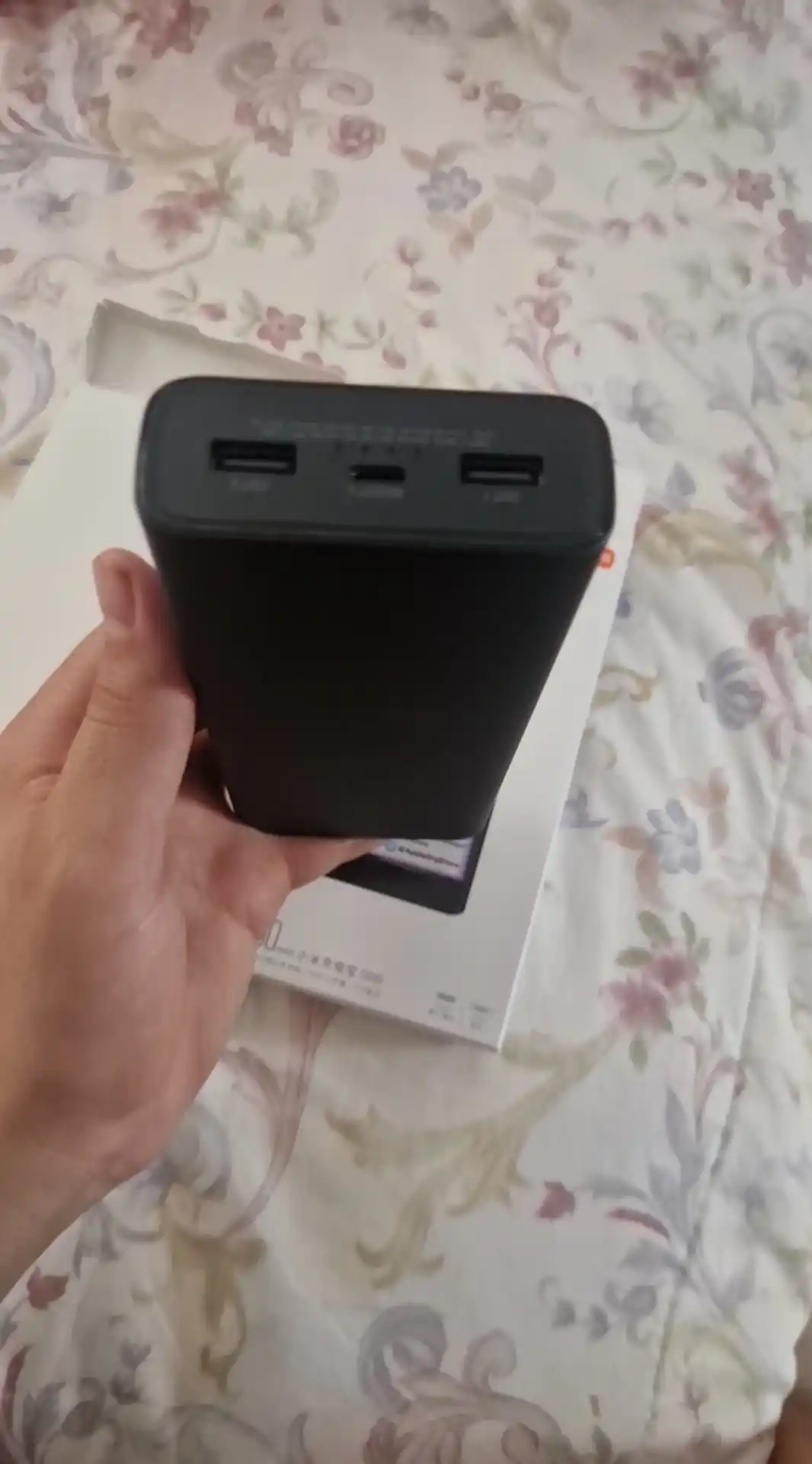 Power bank 2000mAh 20w-50w Mi power bank tez quvvatlovchi iphone va Andiroidlar uchun