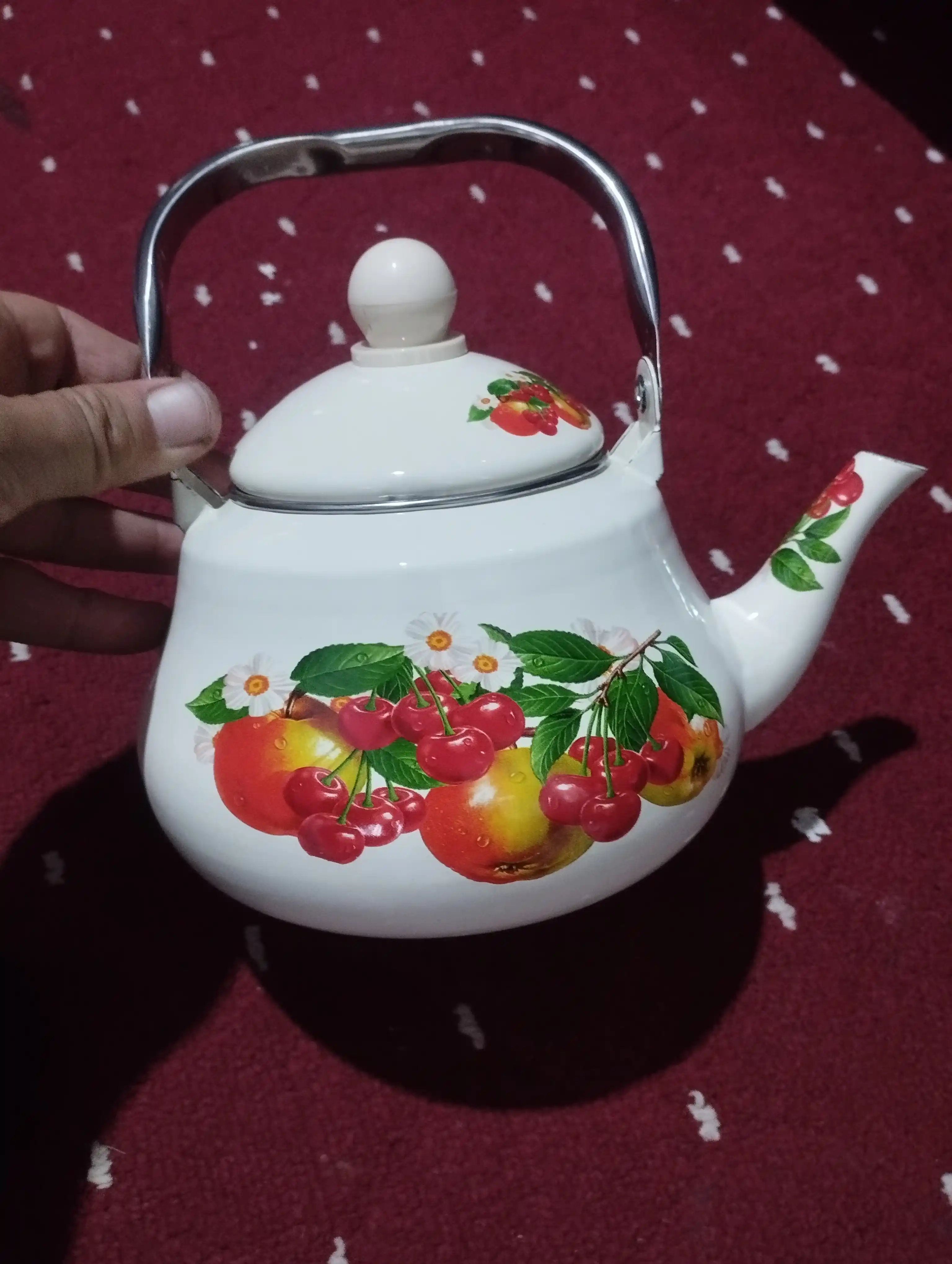 Эмалированные чайники, 1,5 л, 1,7 л, с рисунком, цвета выбираются случайным образом
