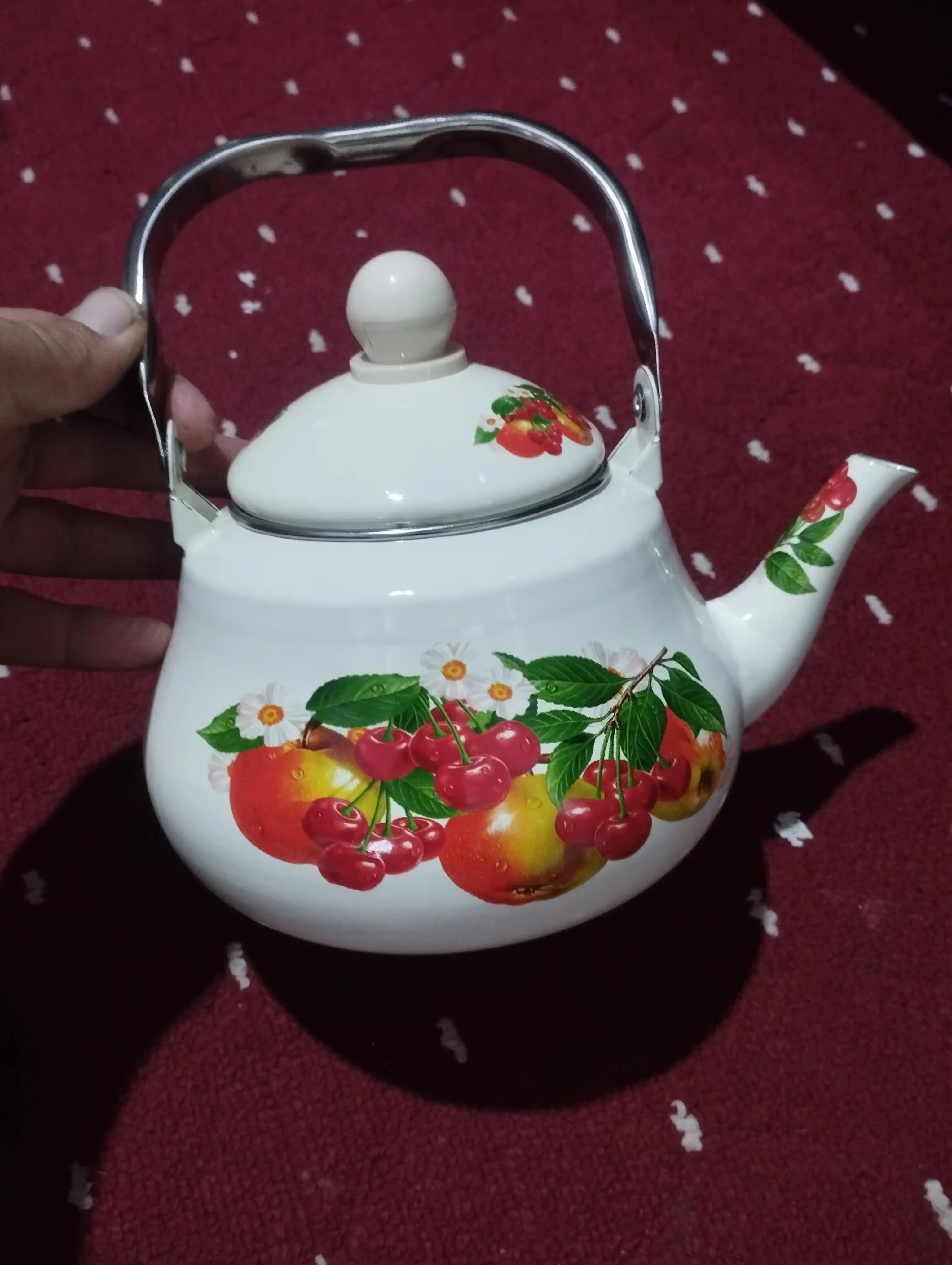 Эмалированные чайники, 1,5 л, 1,7 л, с рисунком, цвета выбираются случайным образом