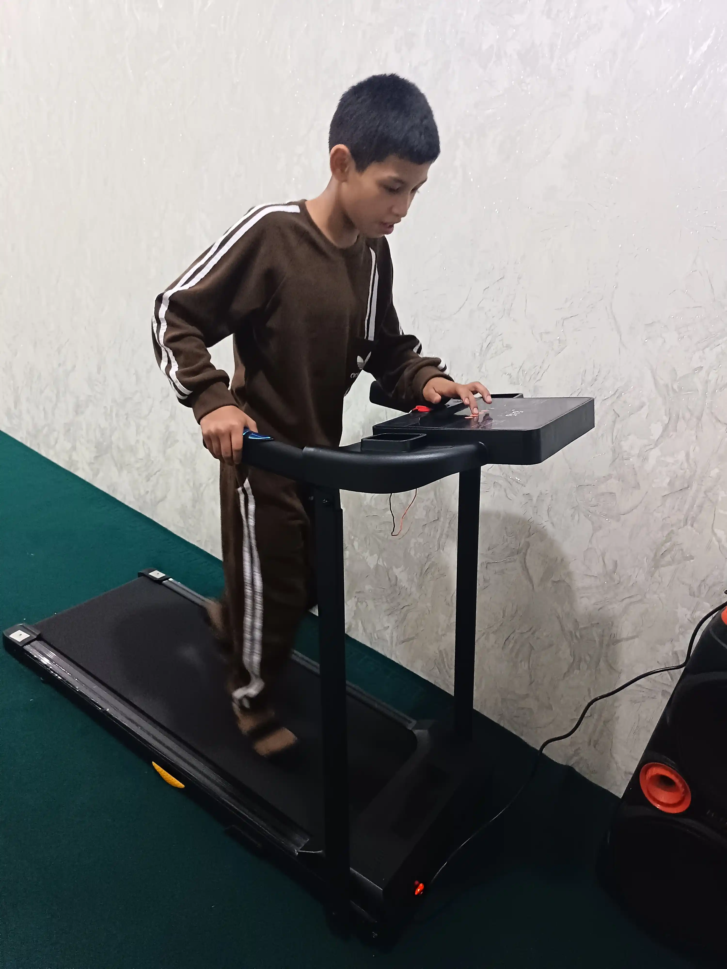 Yugurish yo‘lakchasi, uy va ofis uchun, kardiotrenajyor, erkaklar va ayollar uchun