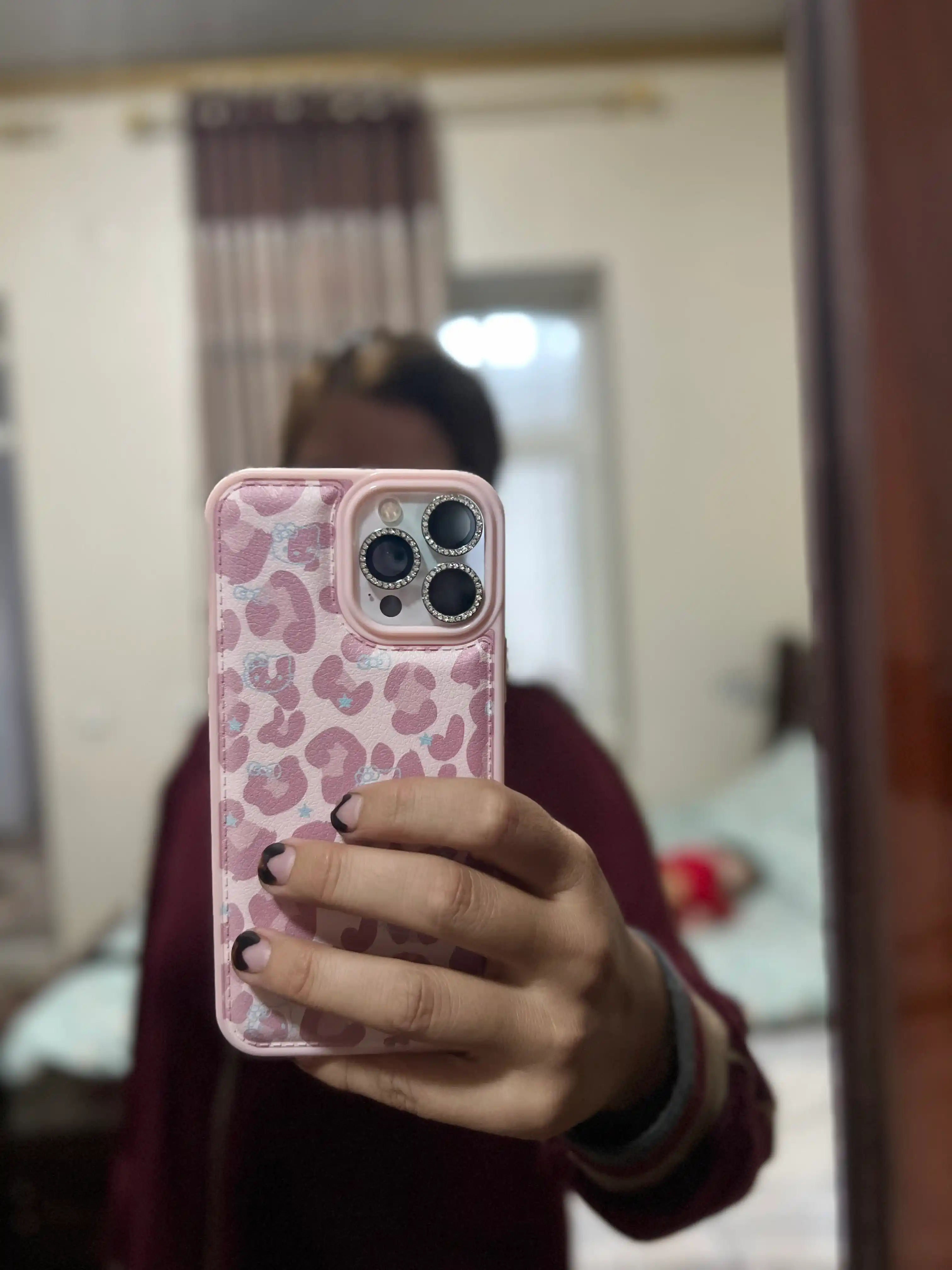 Защитное стекло с камнями для камеры iPhone 11/12/13/14/15/16/17 Pro, Pro Max 