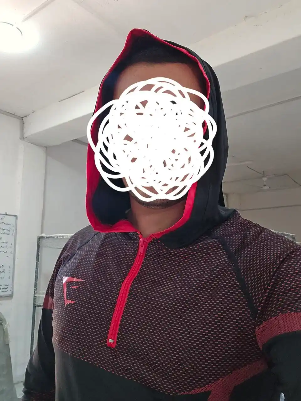 Kompression futbolka, fitnes va sport kiyim, erkaklar rashgardi, bir razmer kichkina oling