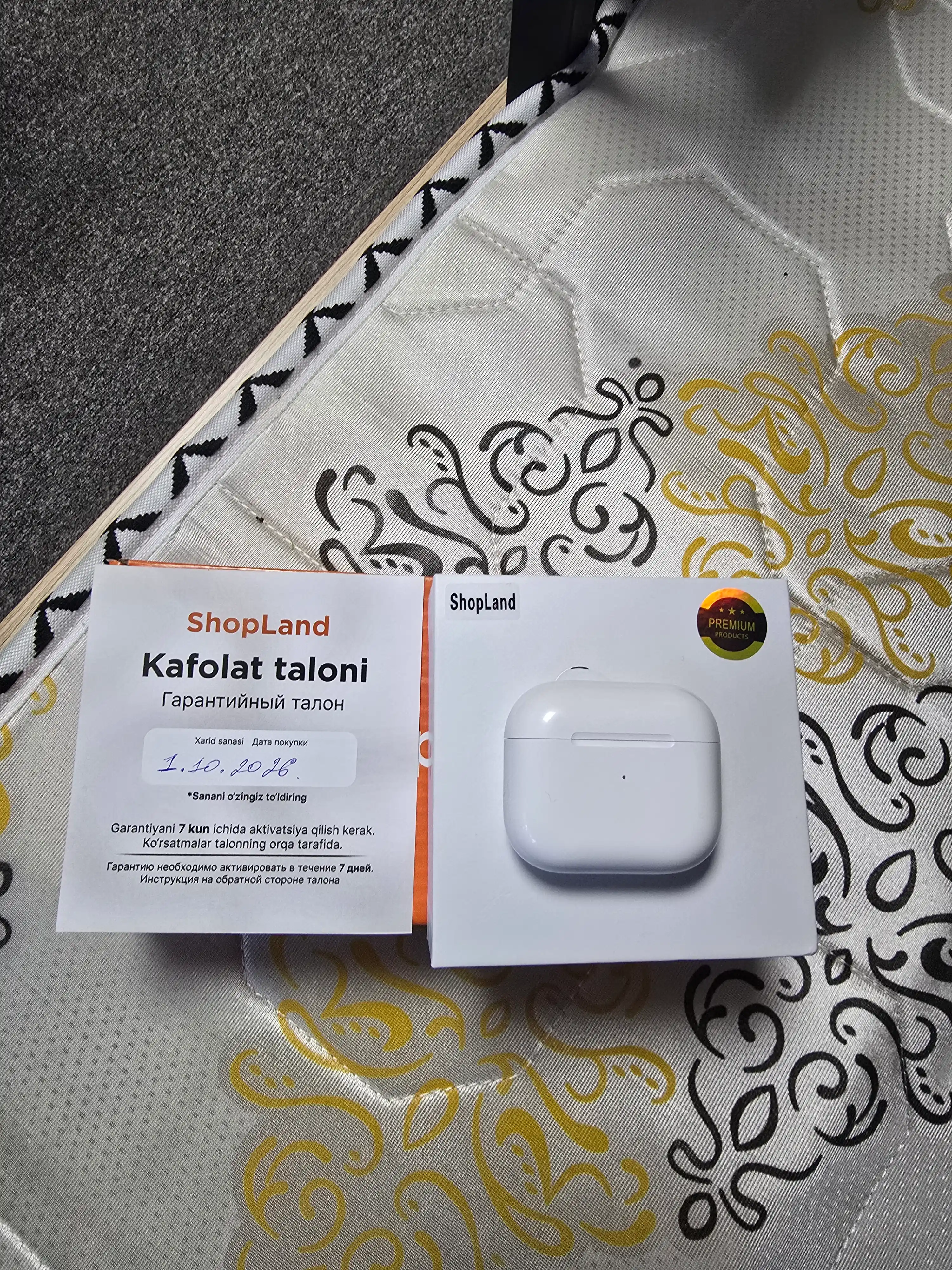 iPhone va Android uchun Pods 3 Premium simsiz minigarnituralari, changyutgichsiz, g'ilof bilan birga