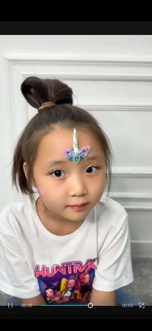 Yuzni bo'yash; yuz va tanani bo'yash; qiz uchun sovg'a