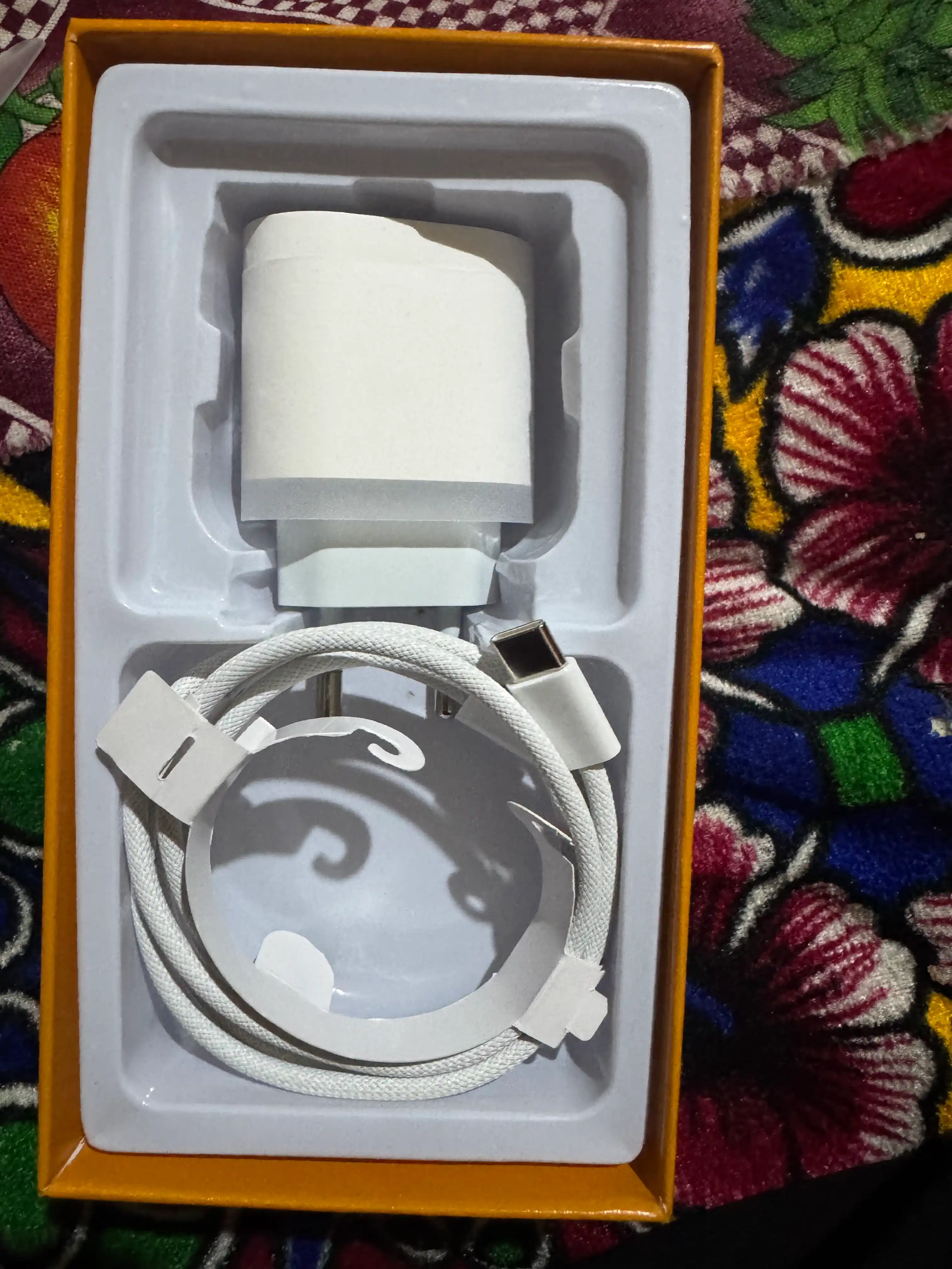 Iphone zaryadchik, ayfon zaryadchik, taypsi zaryadchik, iphone zaryadnik, zaryadchik, 35w