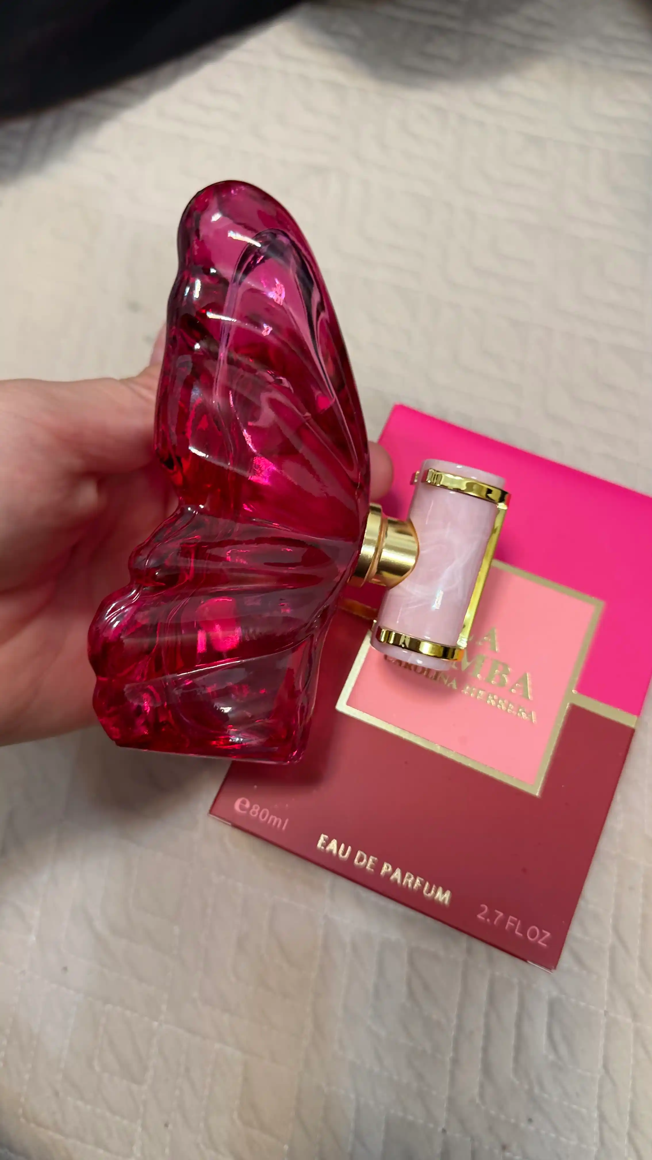 Carolina Herrera La Bomba ayollar atiri, EDP, 80 ml, uzoq saqlanuvchi parfyum