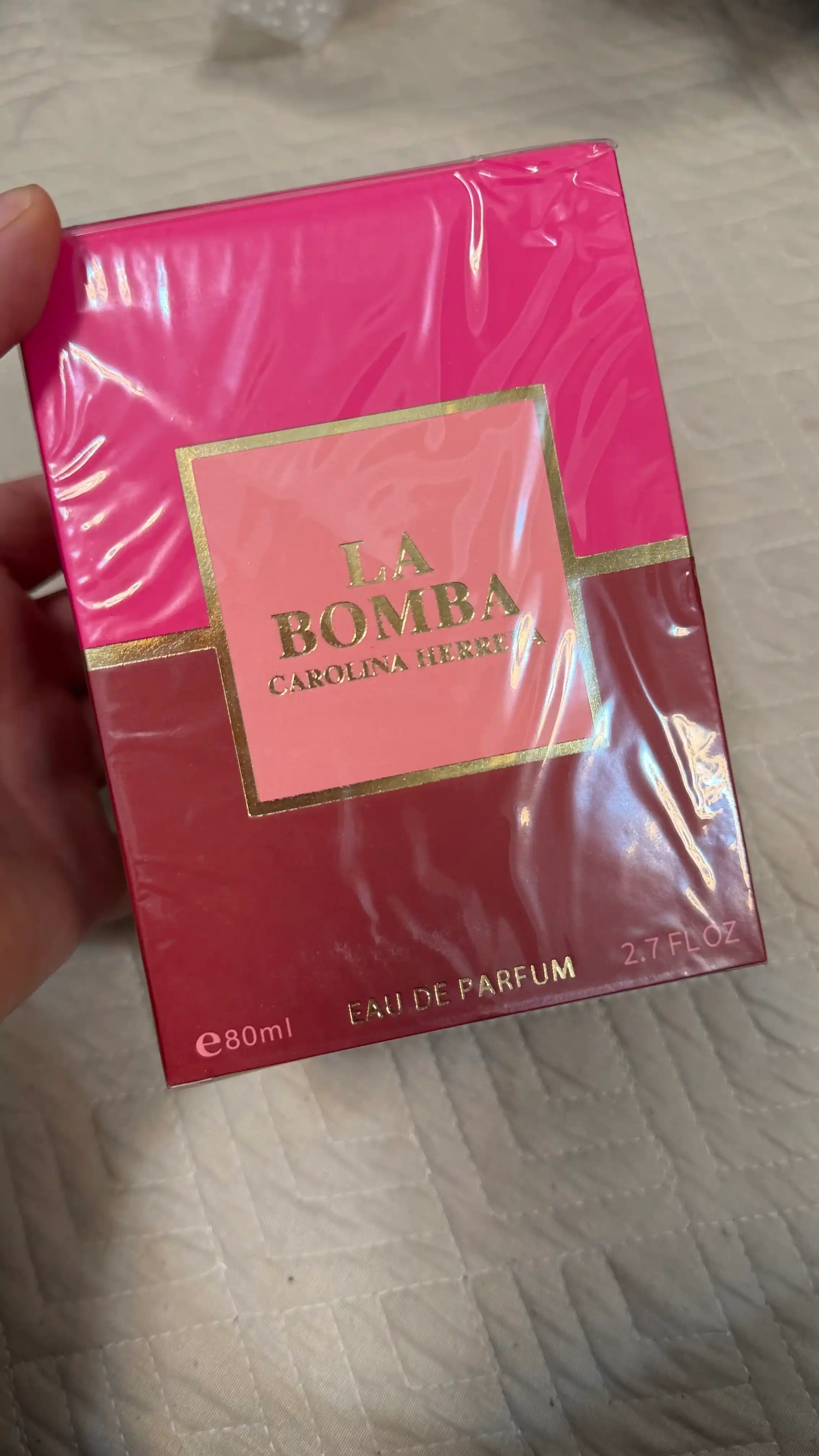 Carolina Herrera La Bomba ayollar atiri, EDP, 80 ml, uzoq saqlanuvchi parfyum