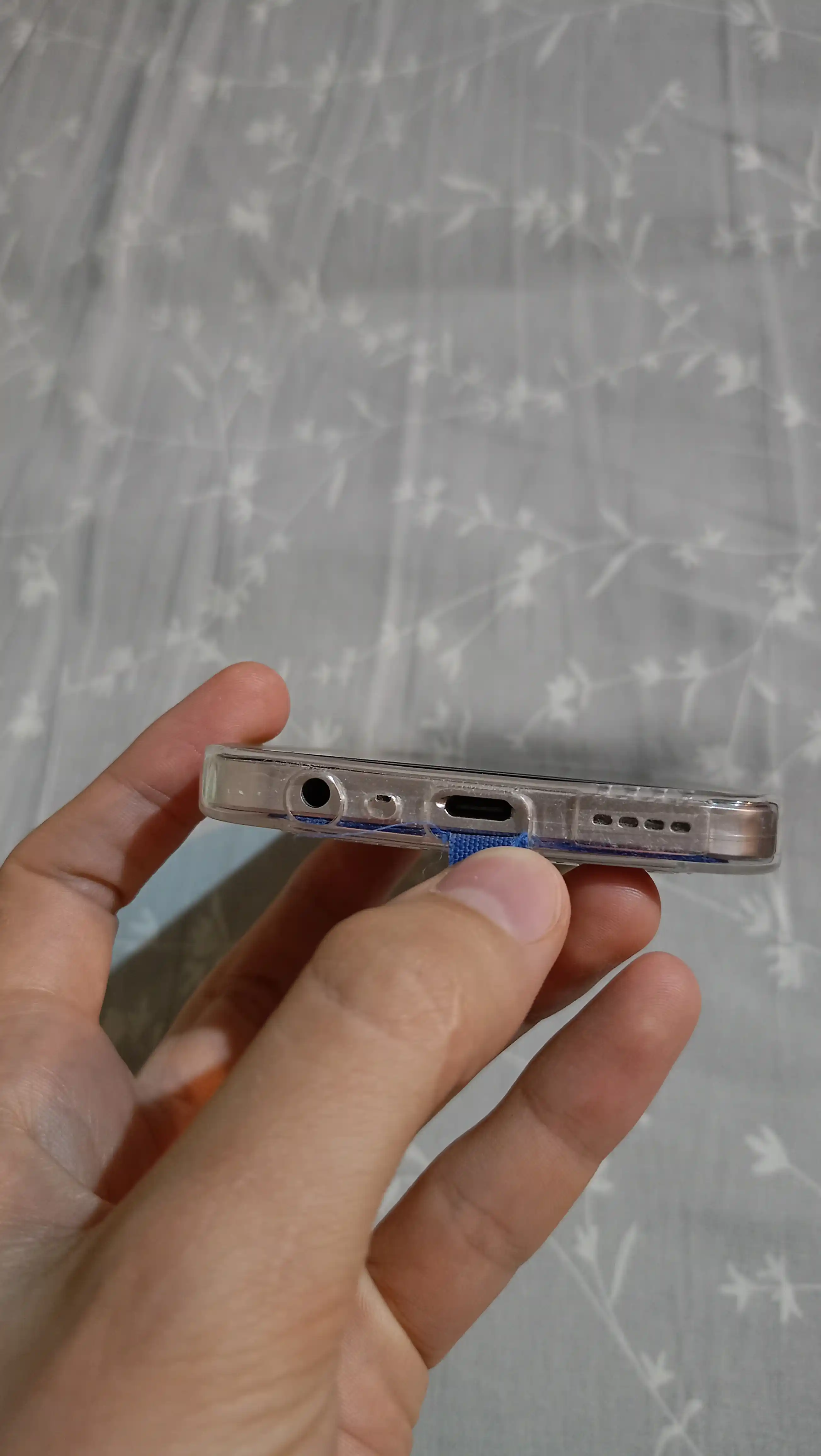 Relame C55 smartfoni uchun gʻilof