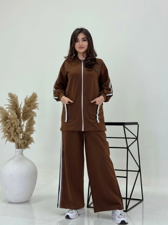 Ayollar kostyumi ikki qismli oversize xudi, keng shim, casual zamonaviy sport kiyim