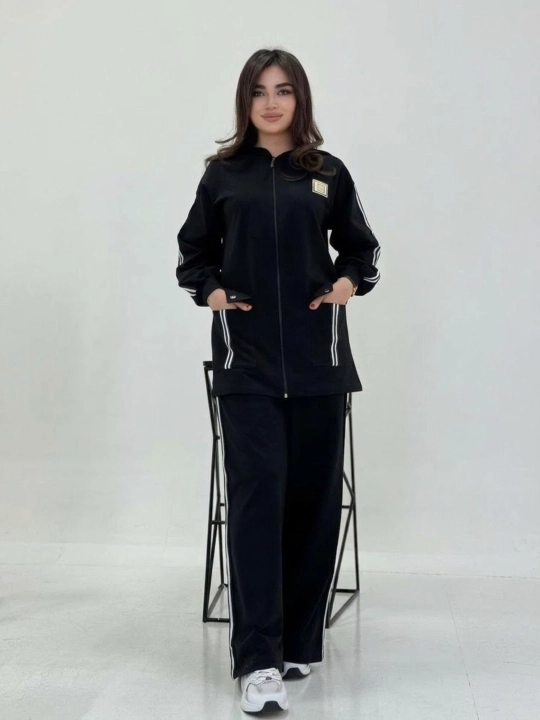 Ayollar kostyumi ikki qismli oversize xudi, keng shim, casual zamonaviy sport kiyim