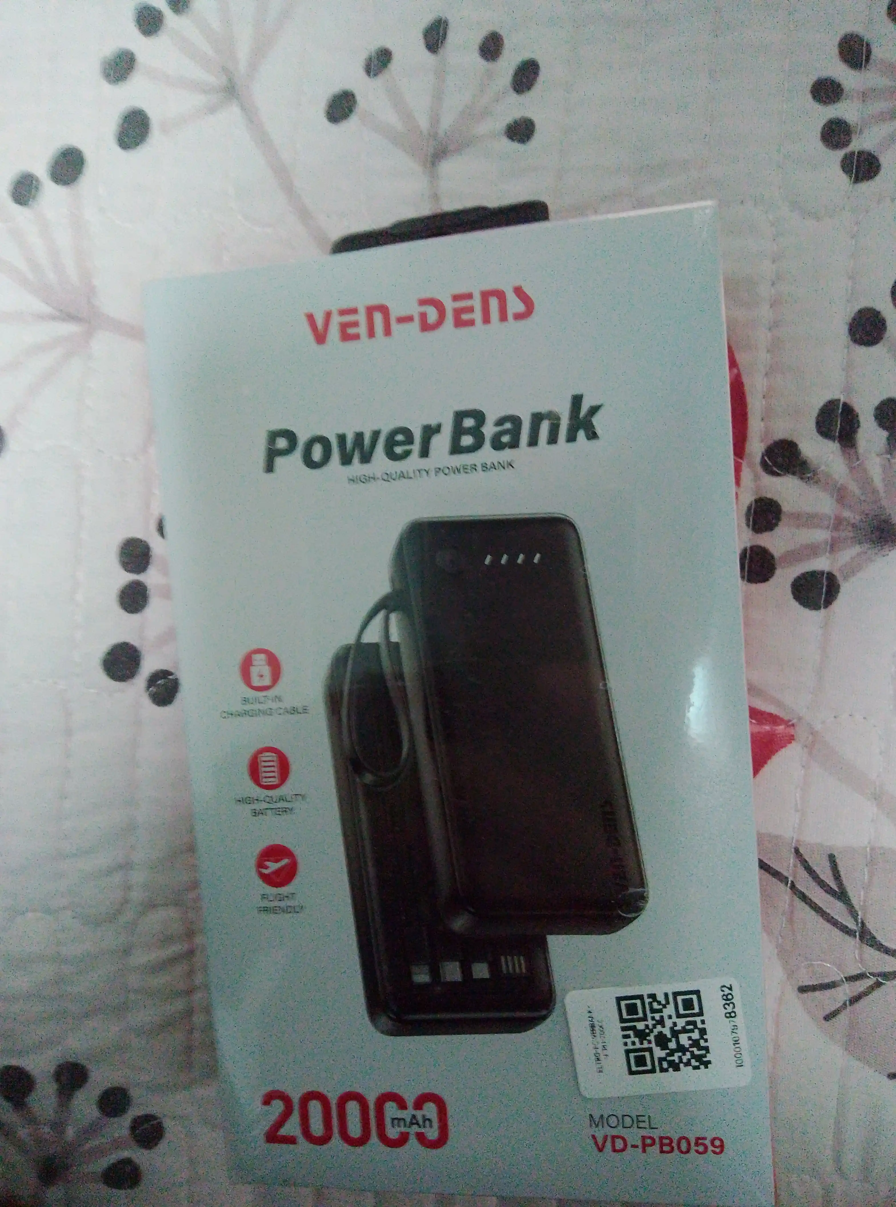 Power Bank 20000mA tezkor quvvat bilan tashqi akkumulyatori +4 kabel bilan