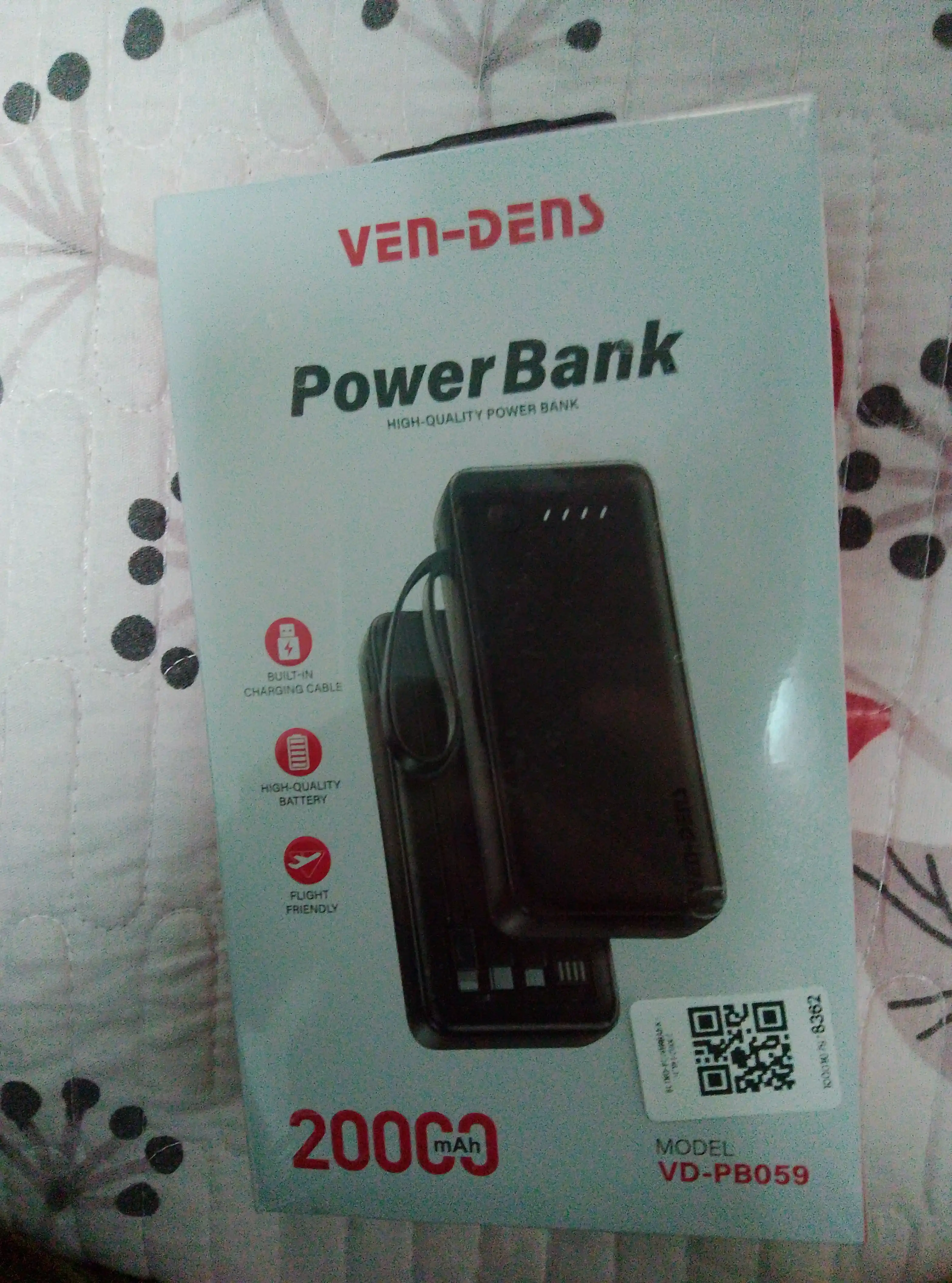 Power Bank 20000mA tezkor quvvat bilan tashqi akkumulyatori +4 kabel bilan