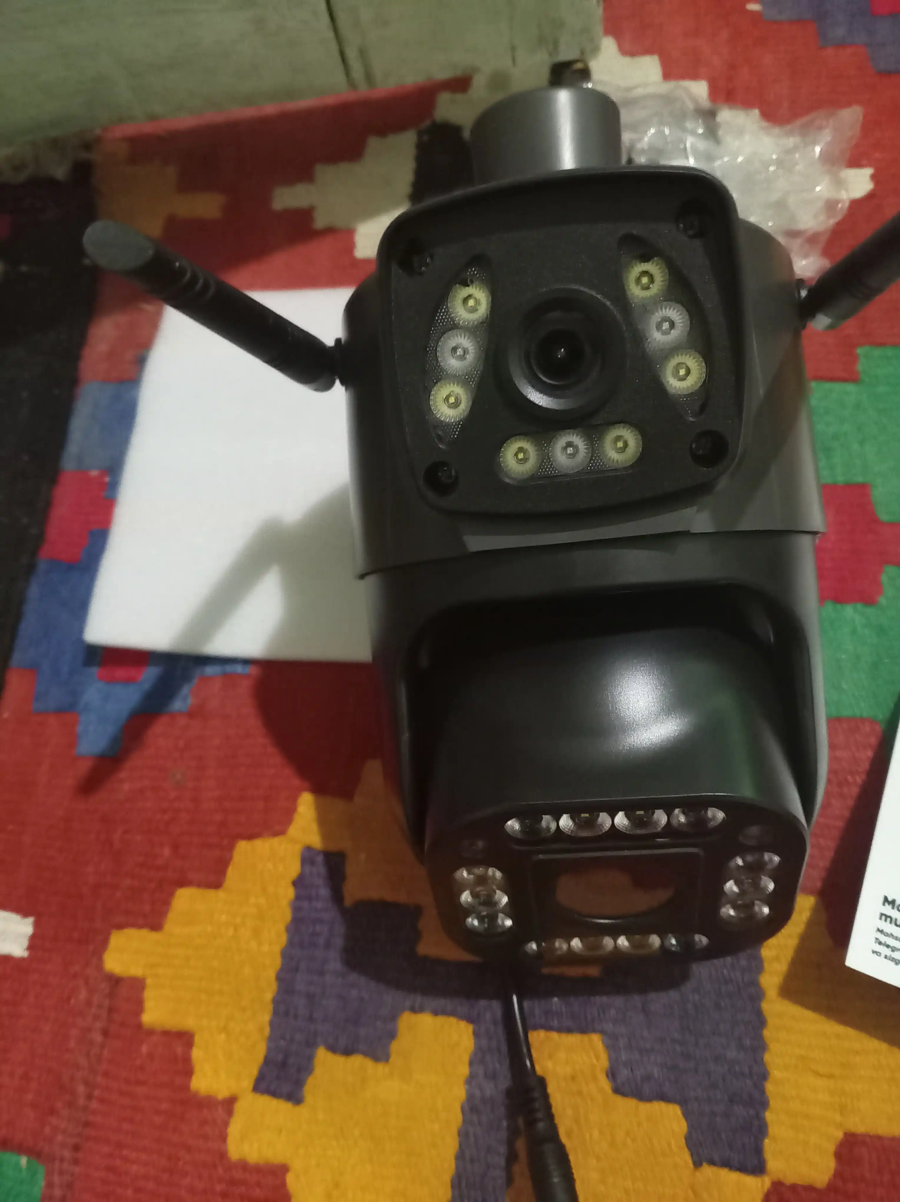 Hikvision V380  ko‘cha 4G kameralari burilish imkoniyati, quyosh paneli va tungi ko‘rish