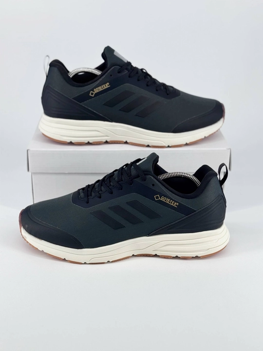 Adidas Gore-Tex Suv o'tkazmaydigan uniseks krossovkalari - sport va kundalik kiyish uchun