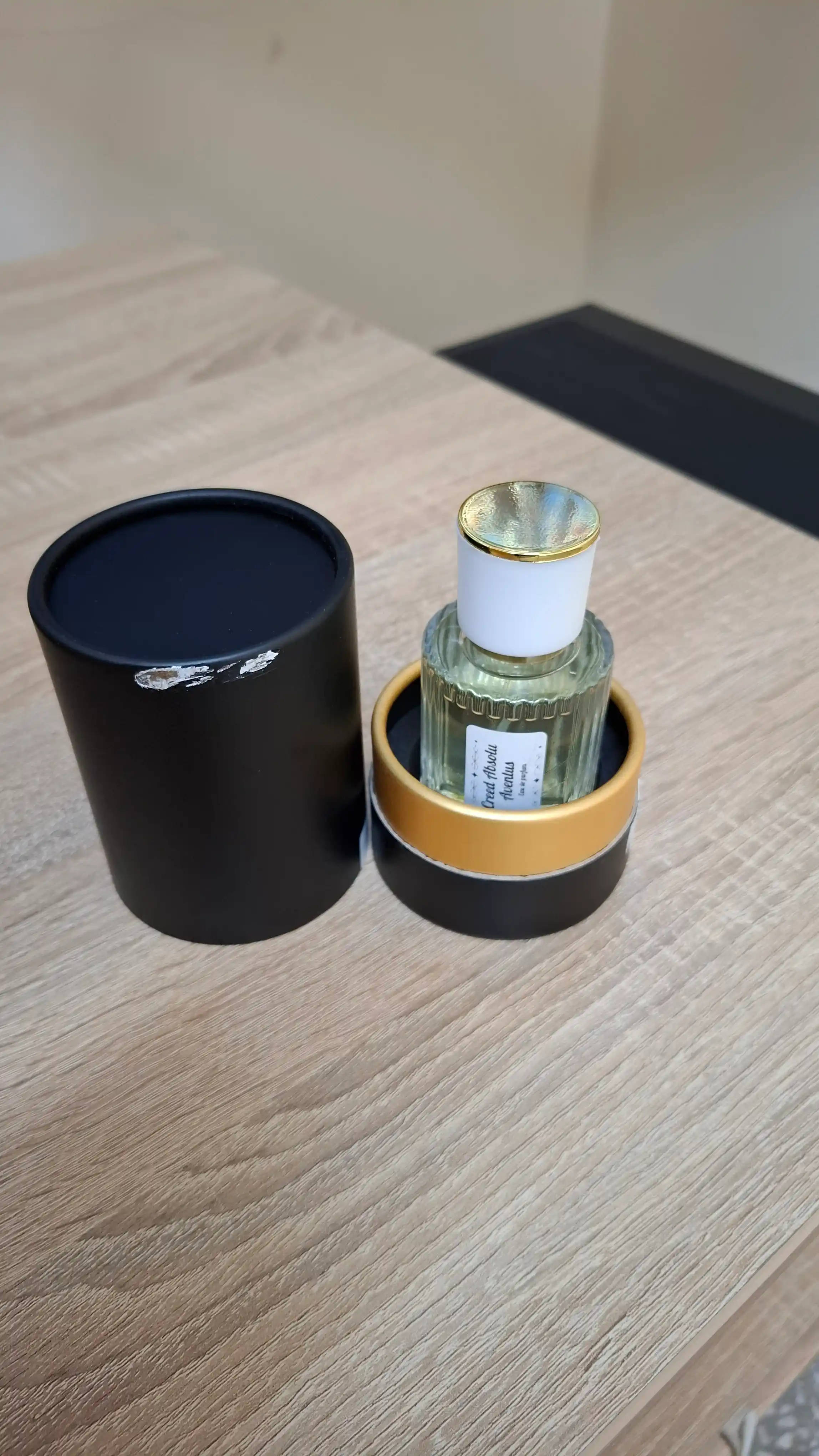 Creed Absolu Aventus — роскошный, мощный и харизматичный мужской аромат