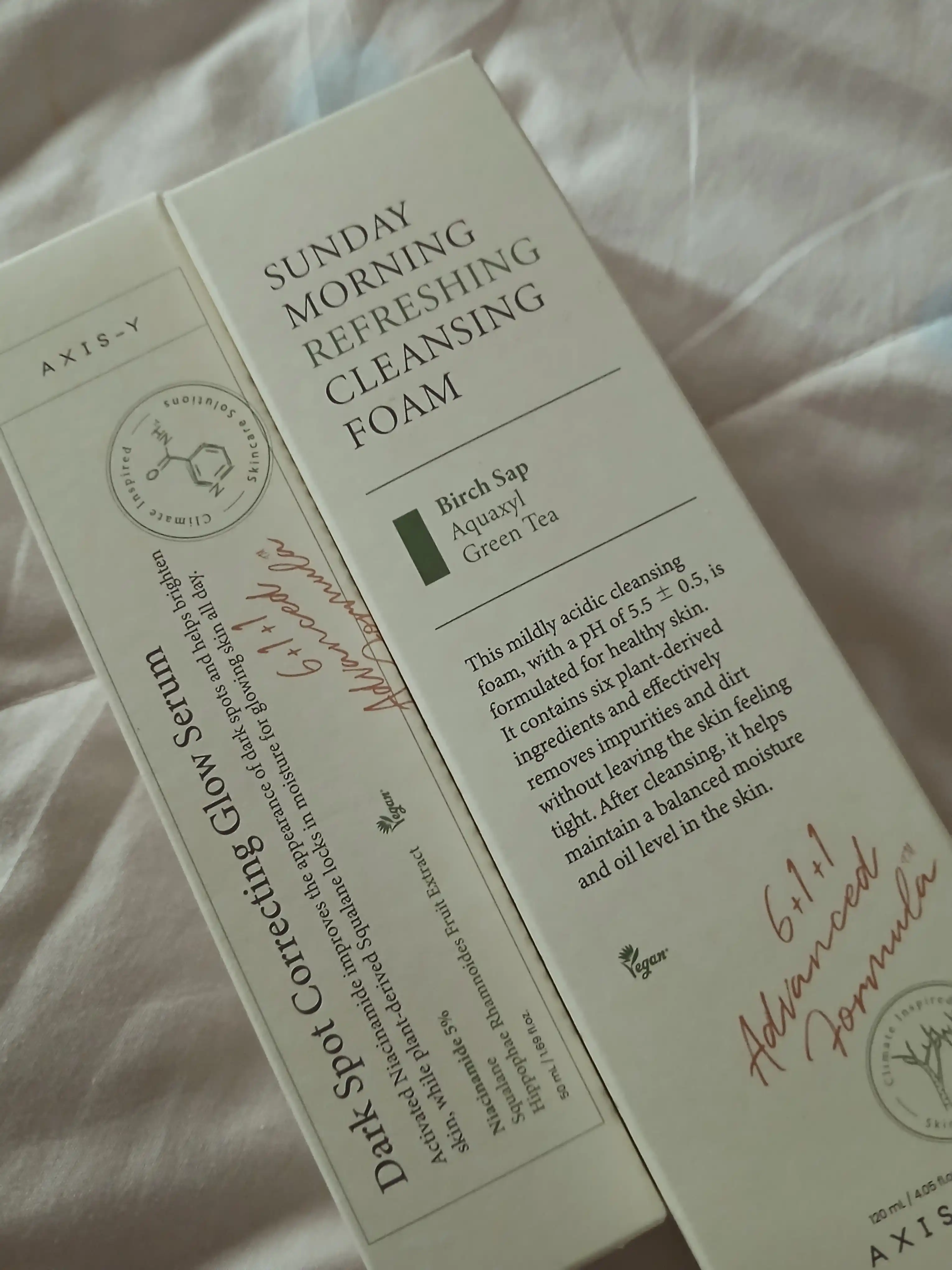 Namlovchi yuz yuvish ko‘pigi AXIS-Y Sunday Morning Refreshing Cleansing Foam, 120 ml