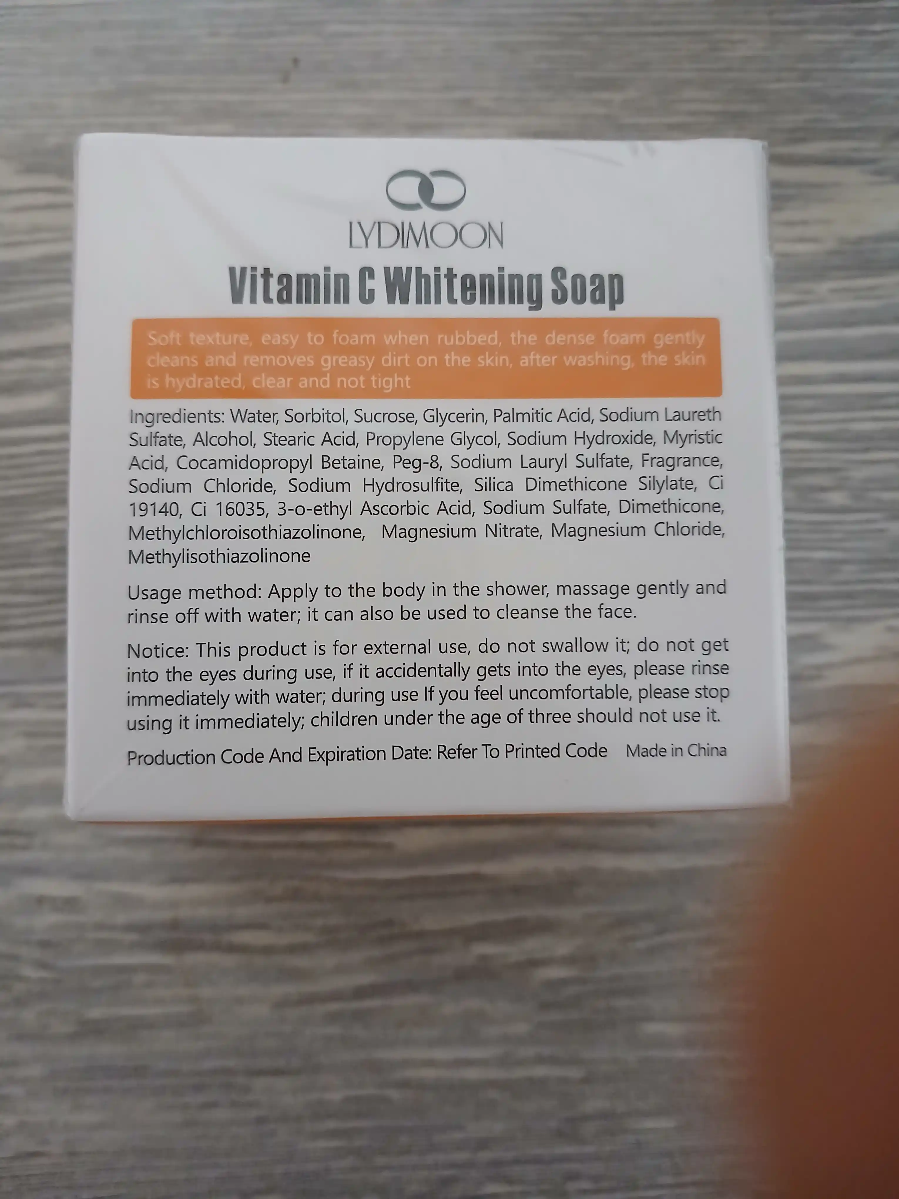 LYDIMOON Vitamin C oqartiruvchi sovun, tana va yuz uchun, namlantiradi, 100 g