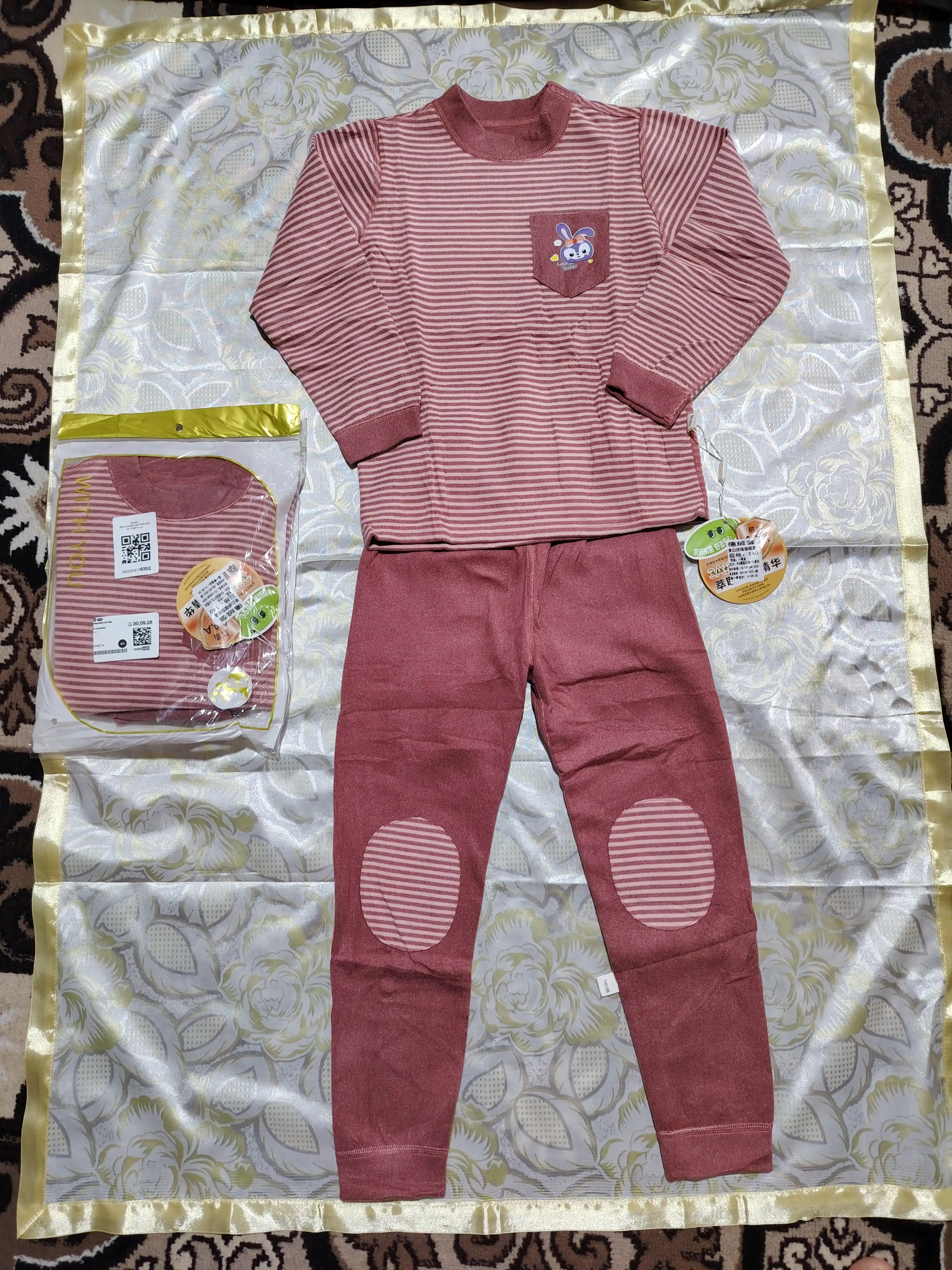 Qizlar va o‘g‘il bolalar uchun bolalar pijamasi, kashmir matodan, kuz va qish mavsumi uchun