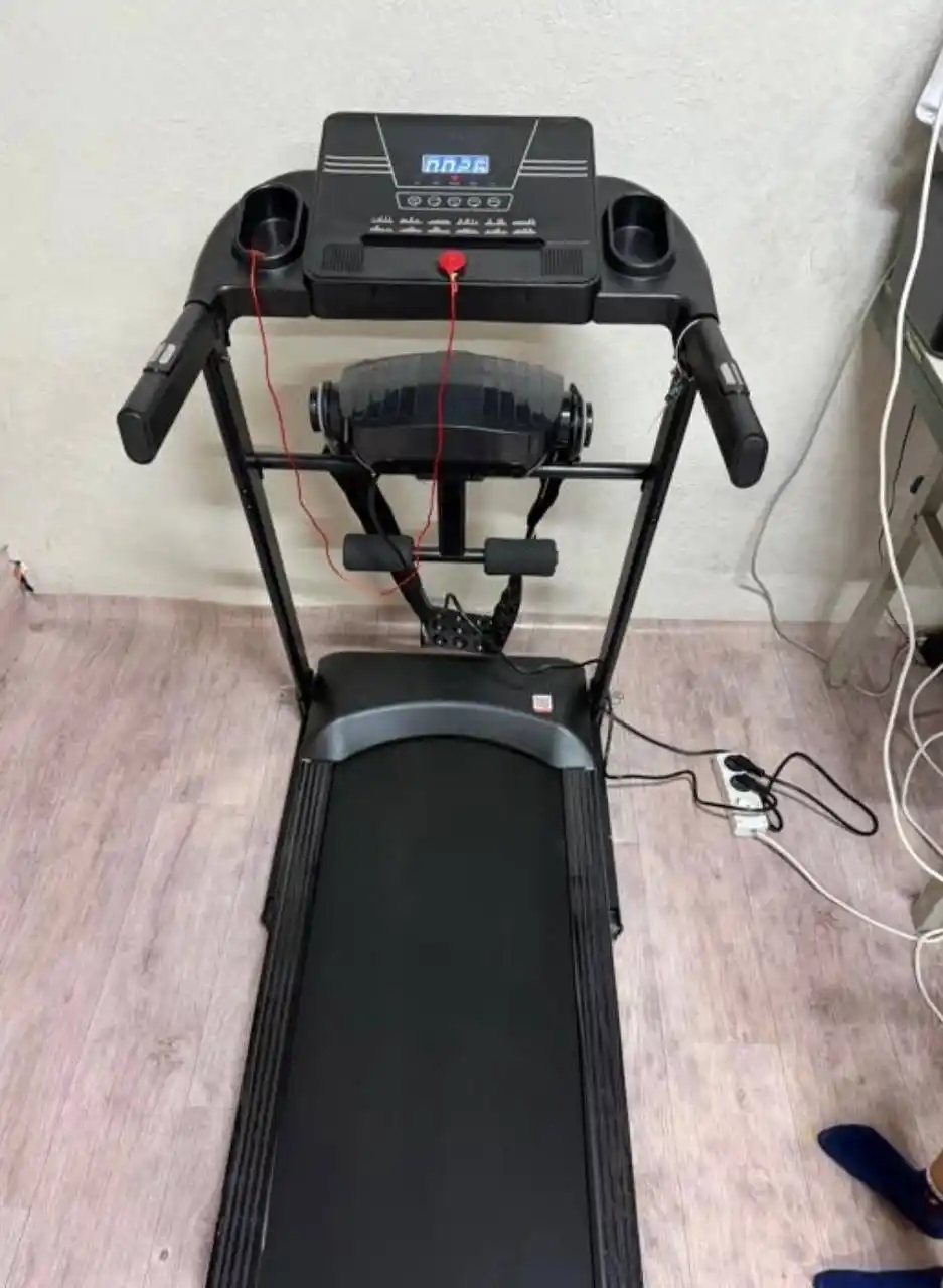 Elektrik yig‘iladigan yugurish yo‘lakchasi UNIQKID Q6, 12 km/soatgacha, 120 kg gacha