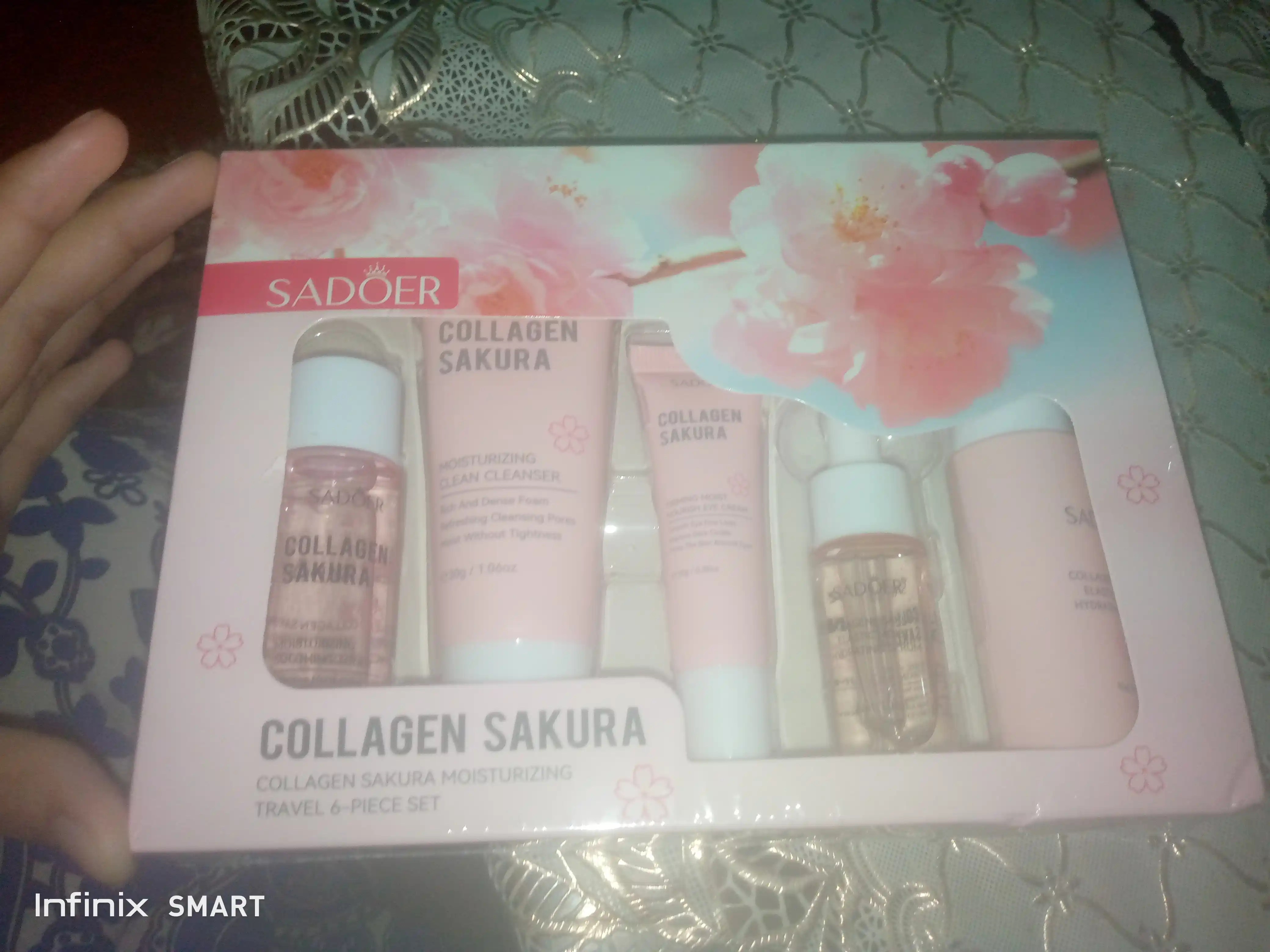SADOER Collagen Sakura yuz parvarishi to‘plami 6 dona, kollagen va sakura ekstrakti bilan