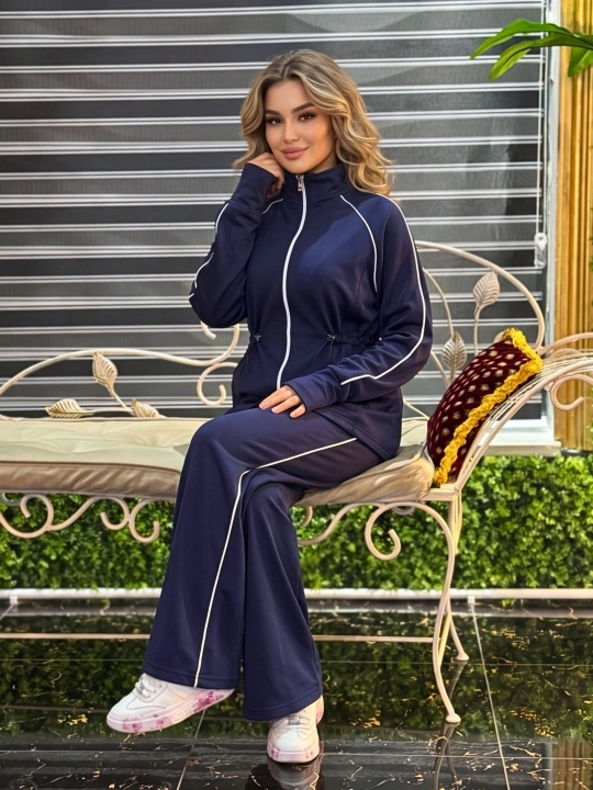 Ayollar uchun qasr ustidagi sport kostyumi, katta o‘lchamli, palatsso