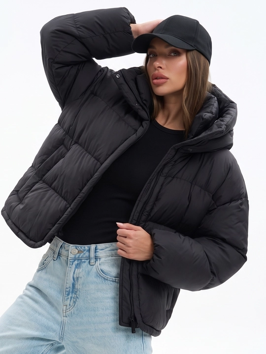 Kurtka ayollar uchun qishki, kalta, kapyushonli, puhovik — ELLY FASHION - 