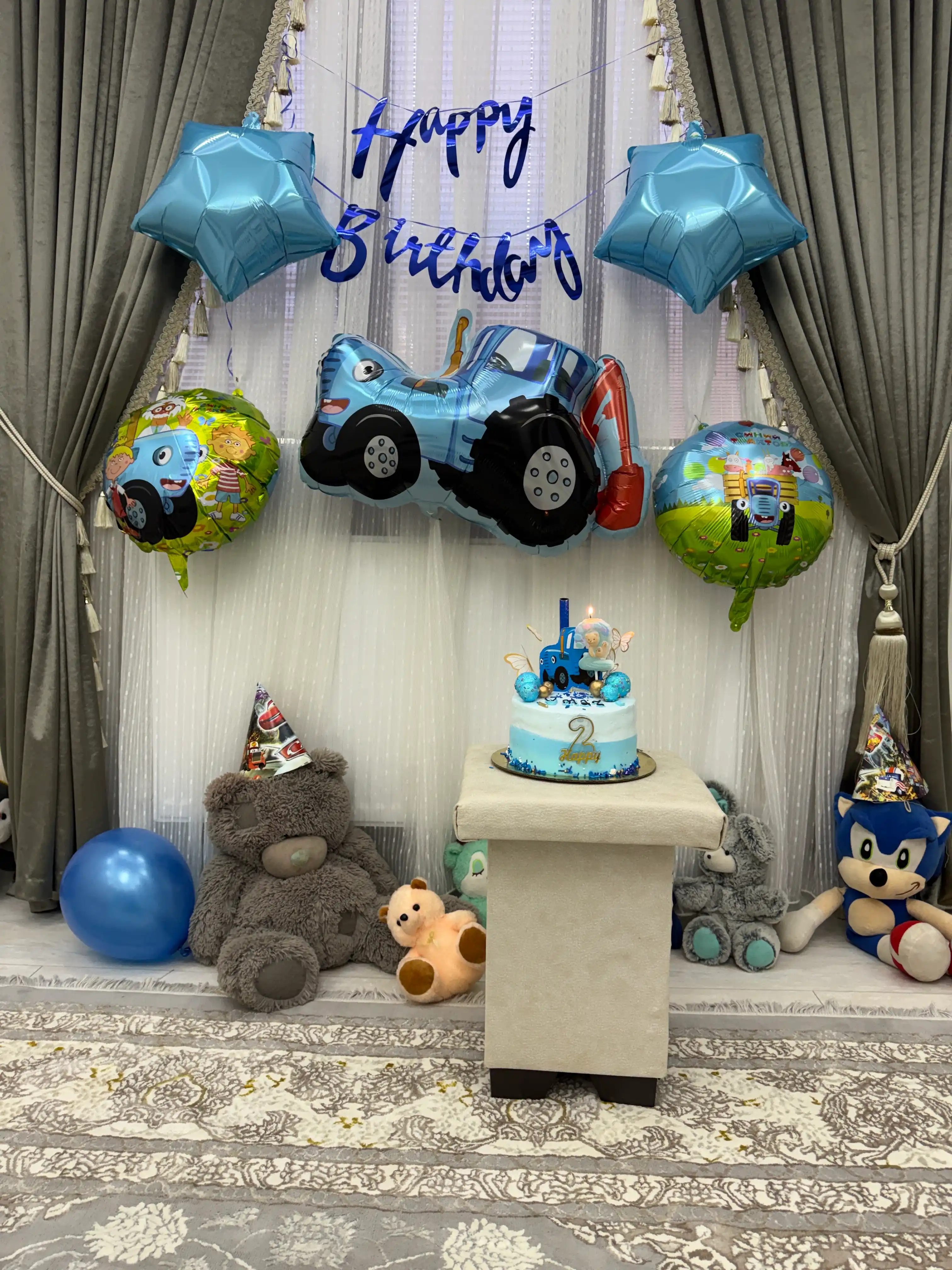Minecraft, Stich, Elza, Yakkashox, Lady bug multfilm qahramonlari tug‘ilgan kun sharlari