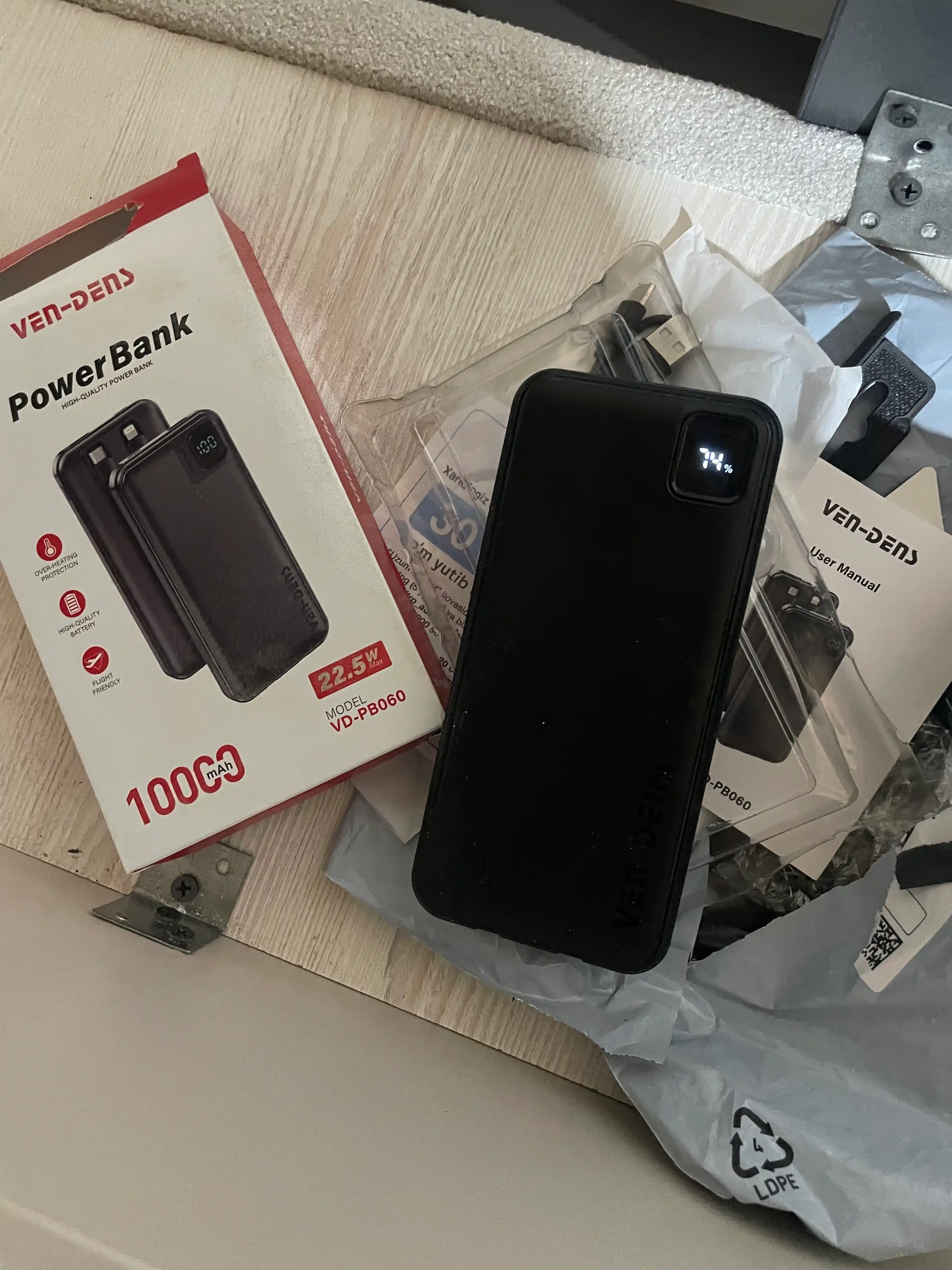 Power Bank 20000mA tezkor quvvat bilan tashqi akkumulyatori +4 kabel bilan