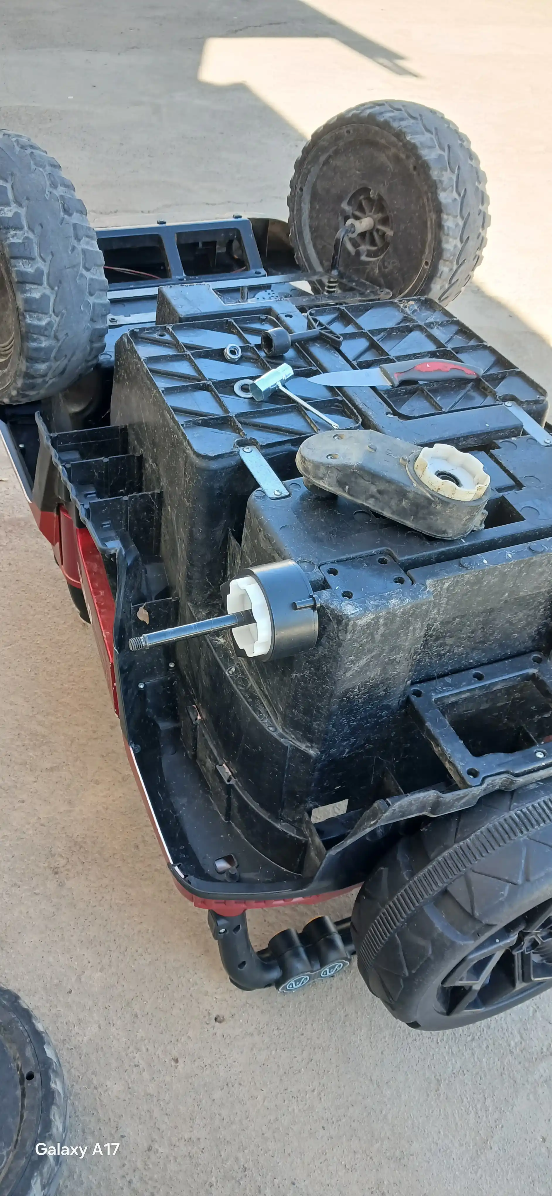 Bolalar elektroavtomobili uchun reduktor – RS390, 12V, 16000 ayl/min