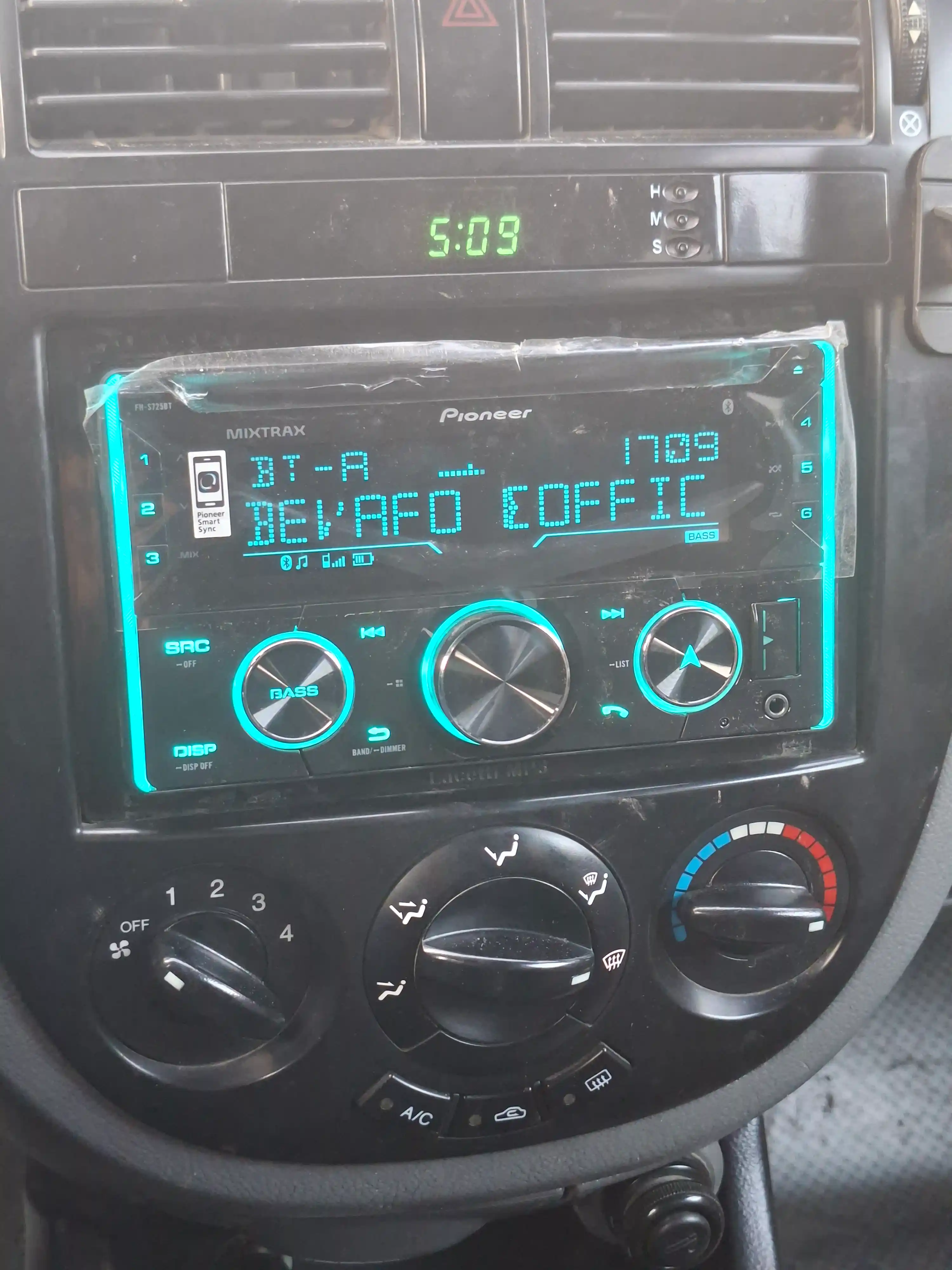 Автомагнитола Pioneer FH-S725BT, с технологией Bluetooth