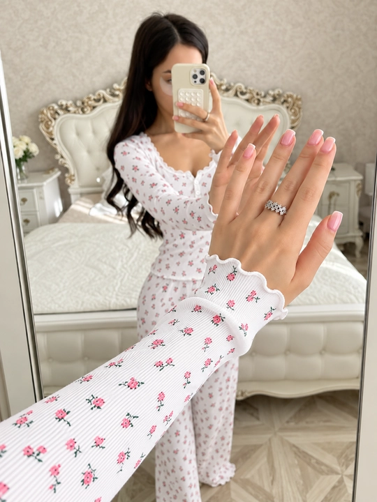 Ayollar va qizlar uchun komplekt tungi kiym, pijama, paxtali va sifatli mato