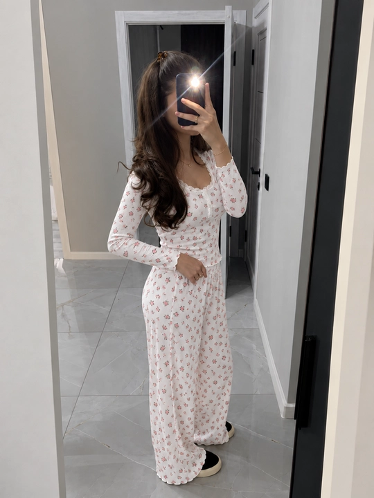 Ayollar va qizlar uchun komplekt tungi kiym, pijama, paxtali va sifatli mato