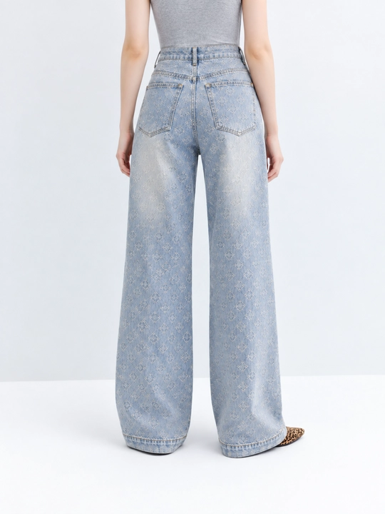 Ayollar uchun keng jinsi shim, mayda toshli va naqshli, och ko‘k, S–XL