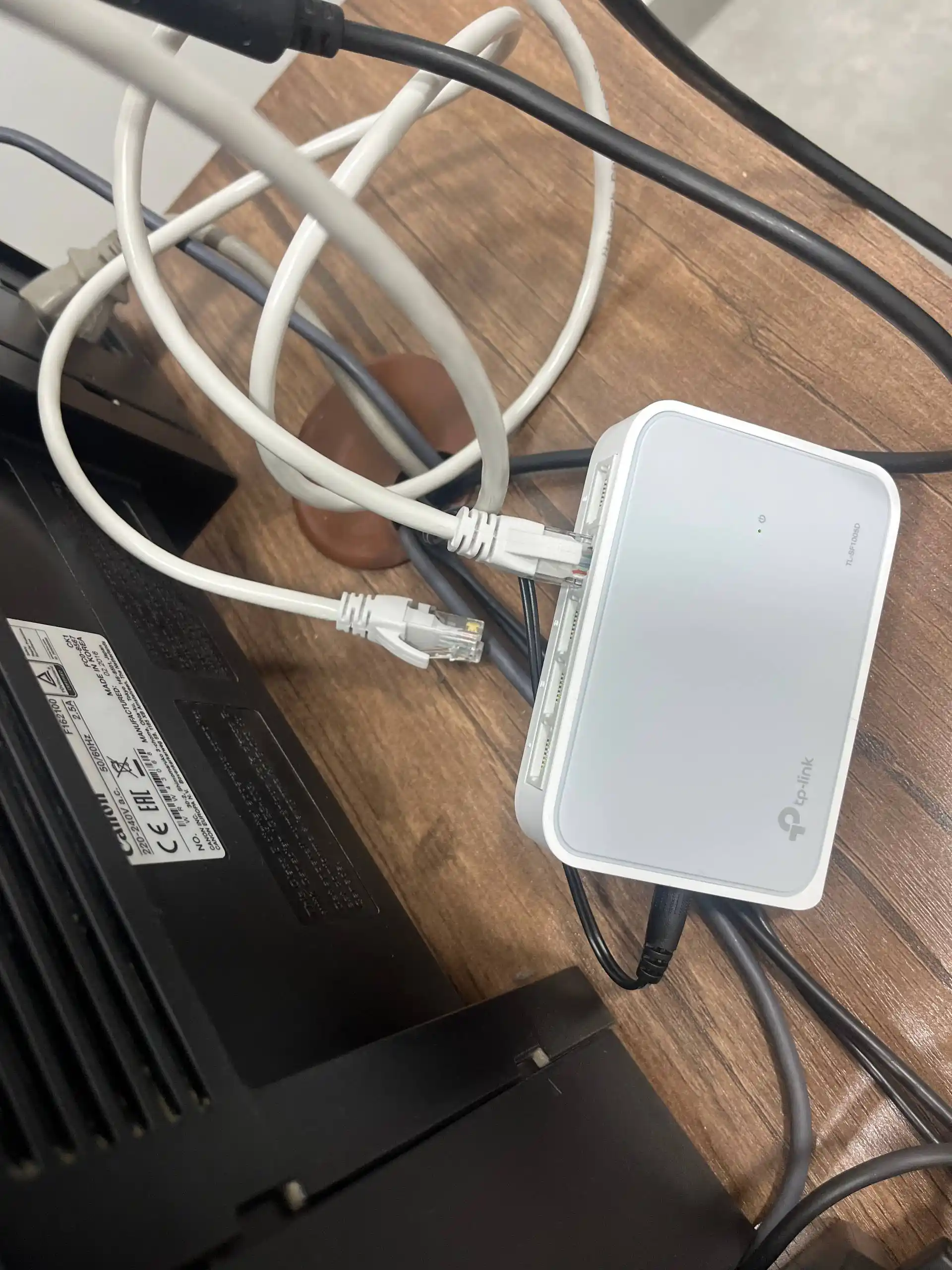 TP Link TL-SF1005D 5-портовый настольный коммутатор, 10/100 Мбит/с, свич