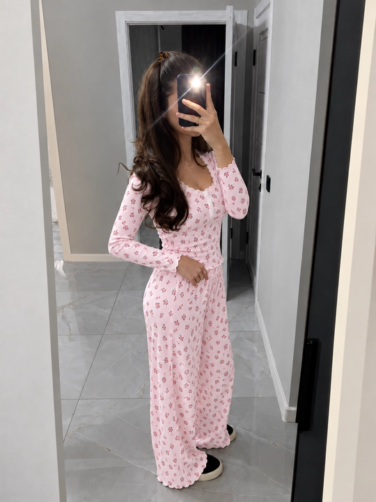 Ayollar va qizlar uchun komplekt tungi kiym, pijama, paxtali va sifatli mato