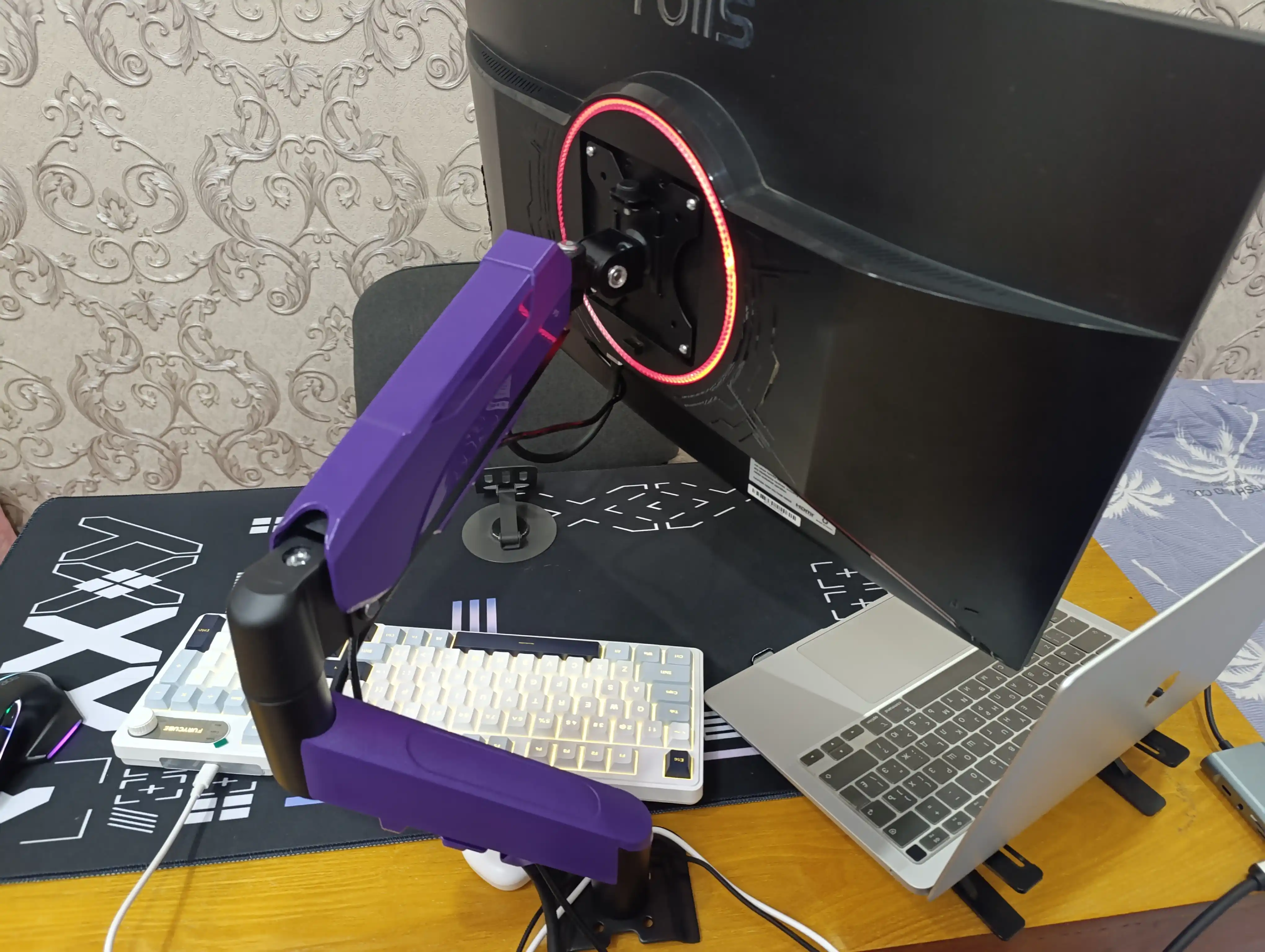 Monitor kronshteyn, ekran diagonali 17-32", 10 kg