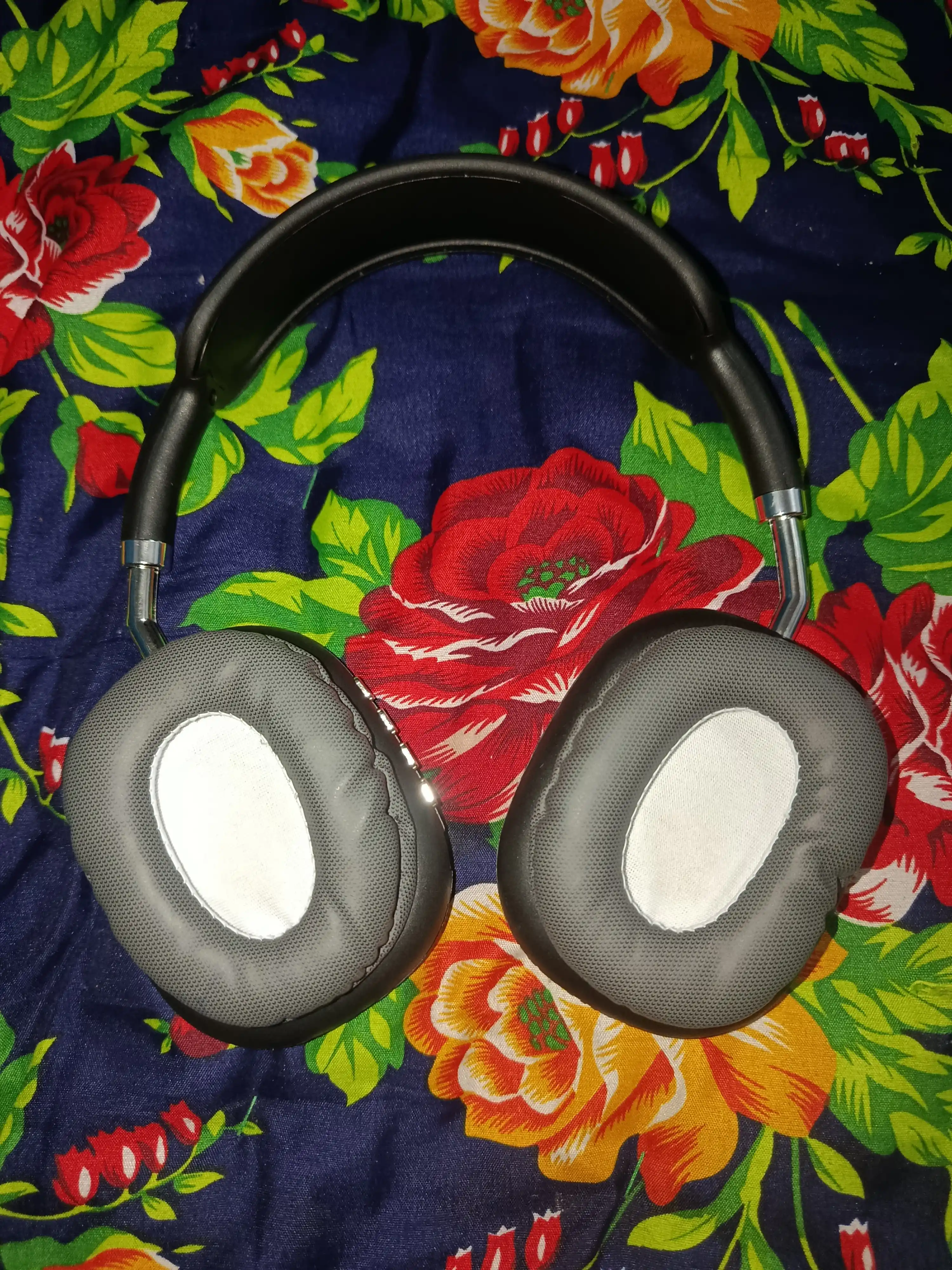 Simsiz Bluetooth P9 quloqchinlari mikrofon bilan 100 A MAX,quloqchin