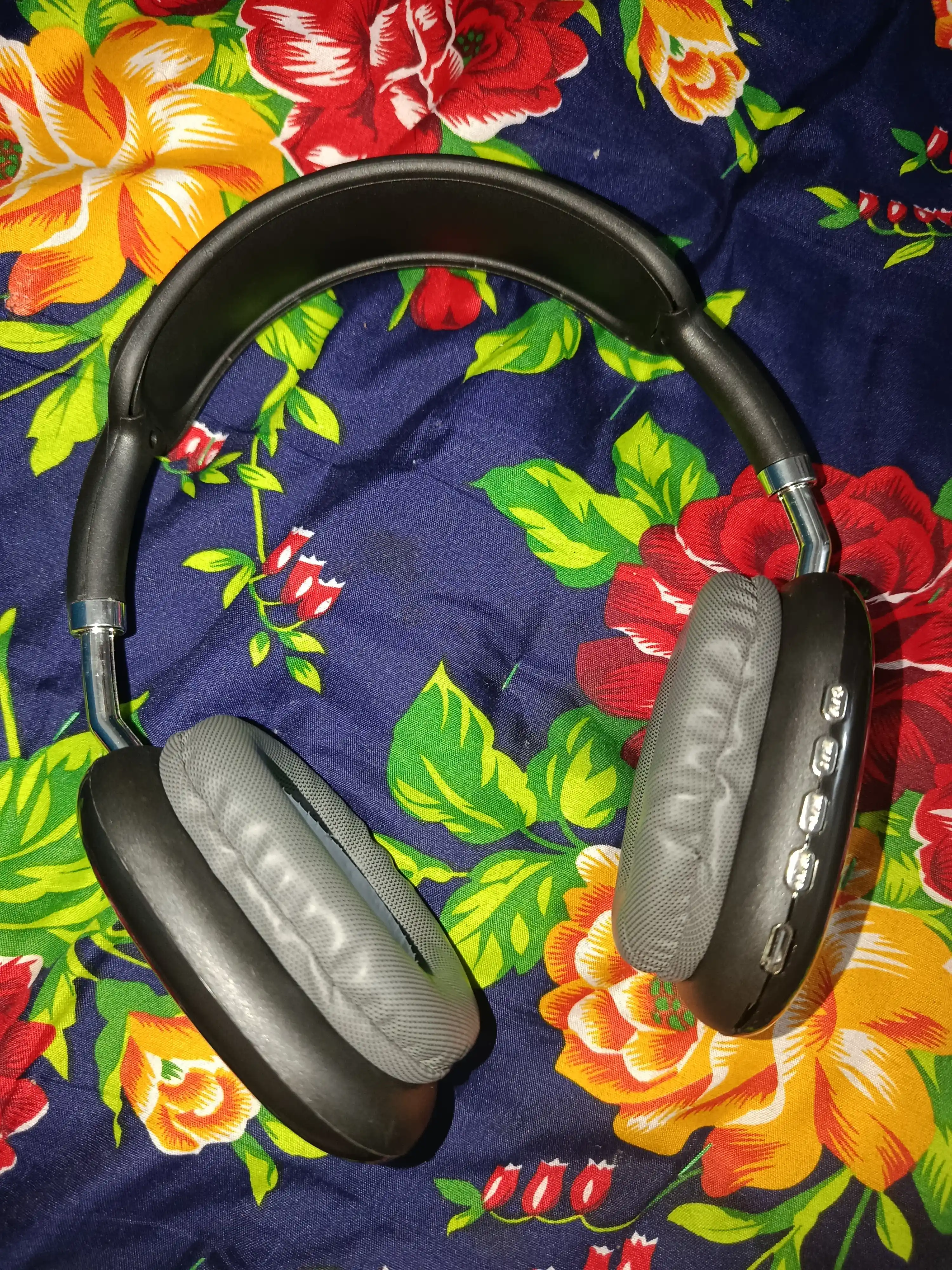 Simsiz Bluetooth P9 quloqchinlari mikrofon bilan 100 A MAX,quloqchin