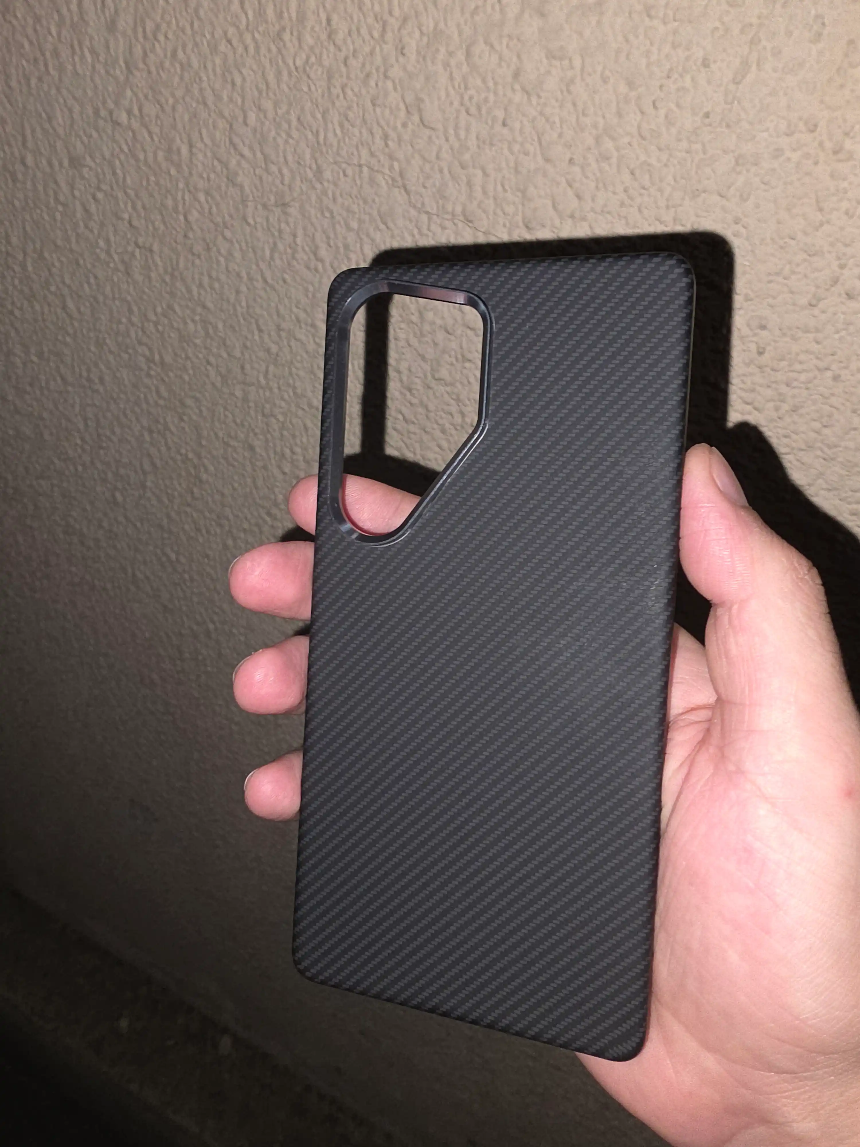 Карбоновый чехол для Samsung S22,S23,S24,S25,S26 FE,PLUS, ULTRA Magsafe, жесткий
