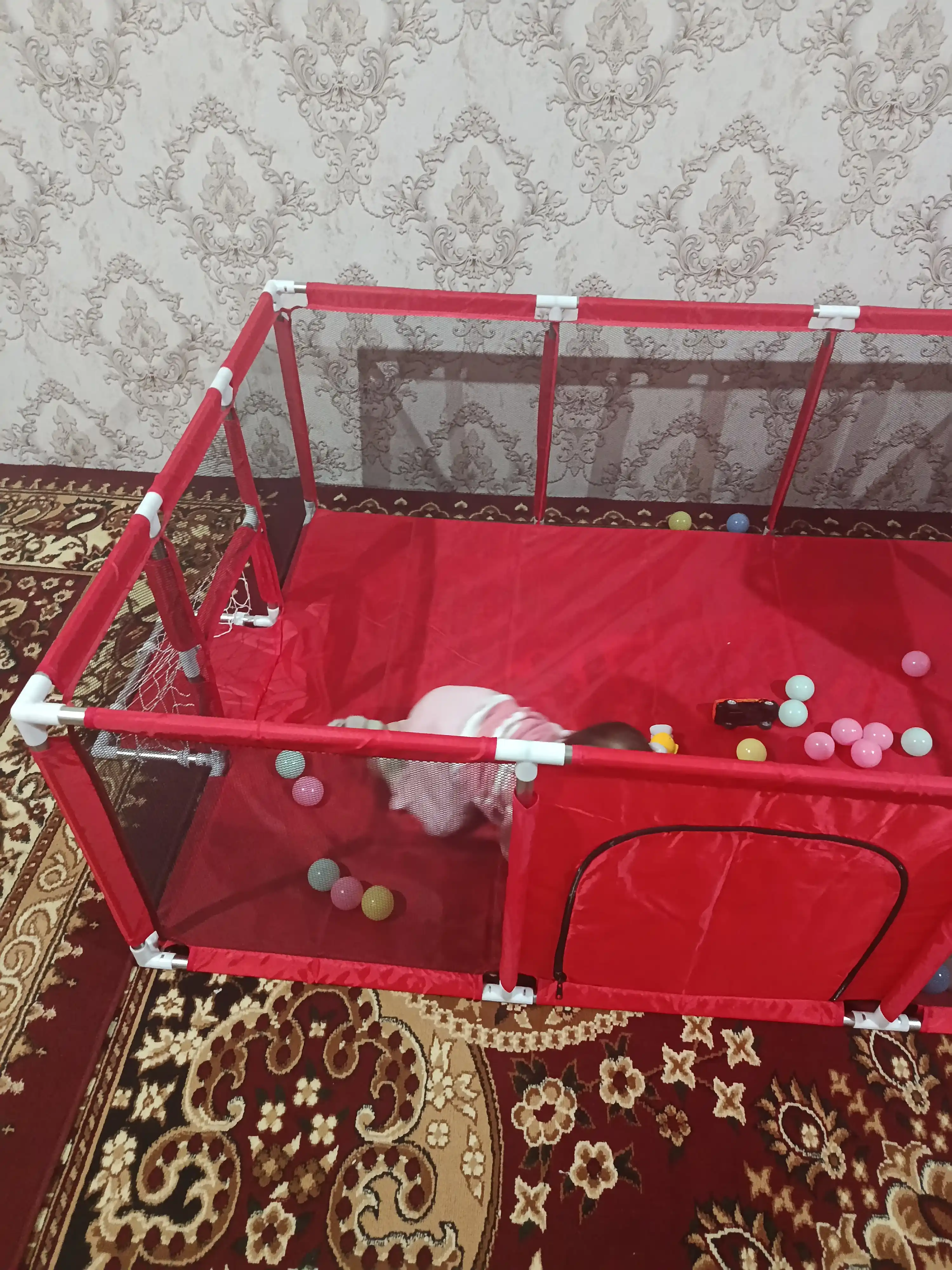 Манеж для детей, с баскетбольным кольцом и мячами