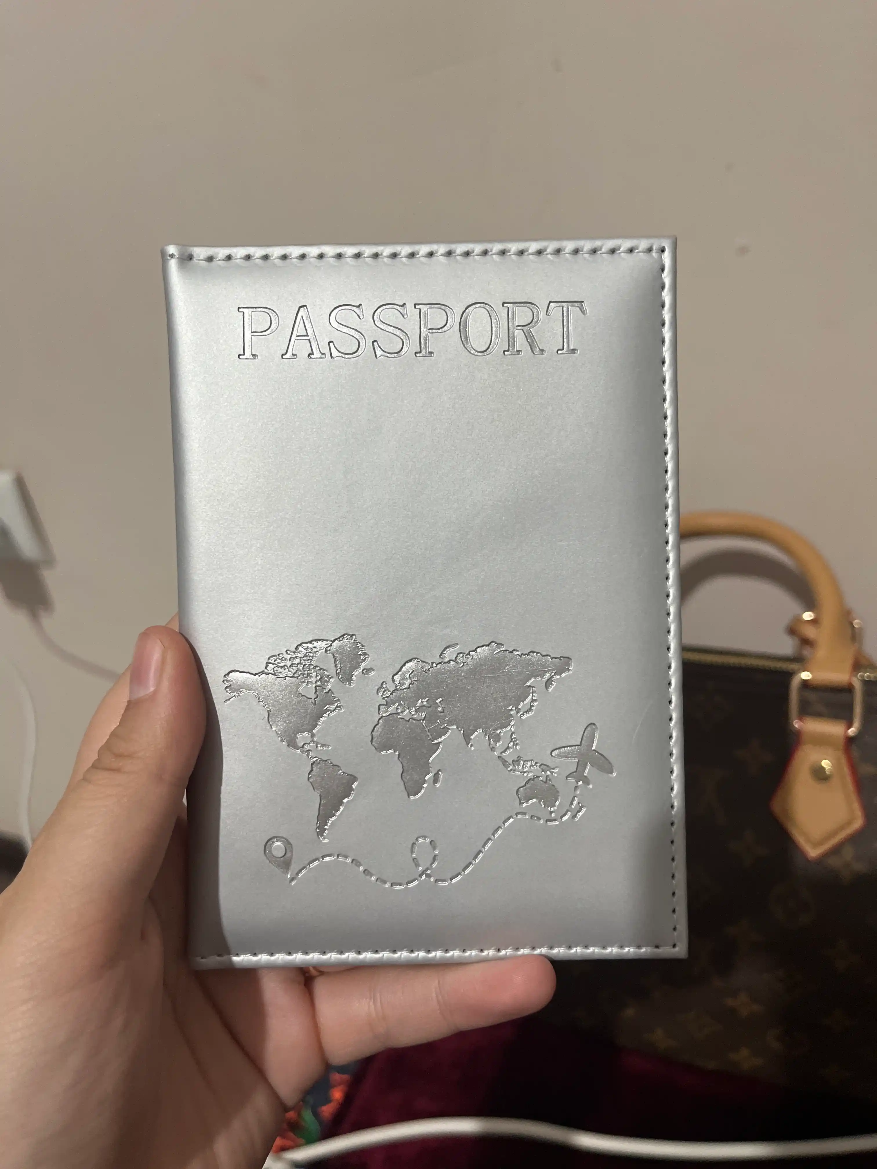 Pasport muqovasi, universal, eko-charmdan Passport Cover