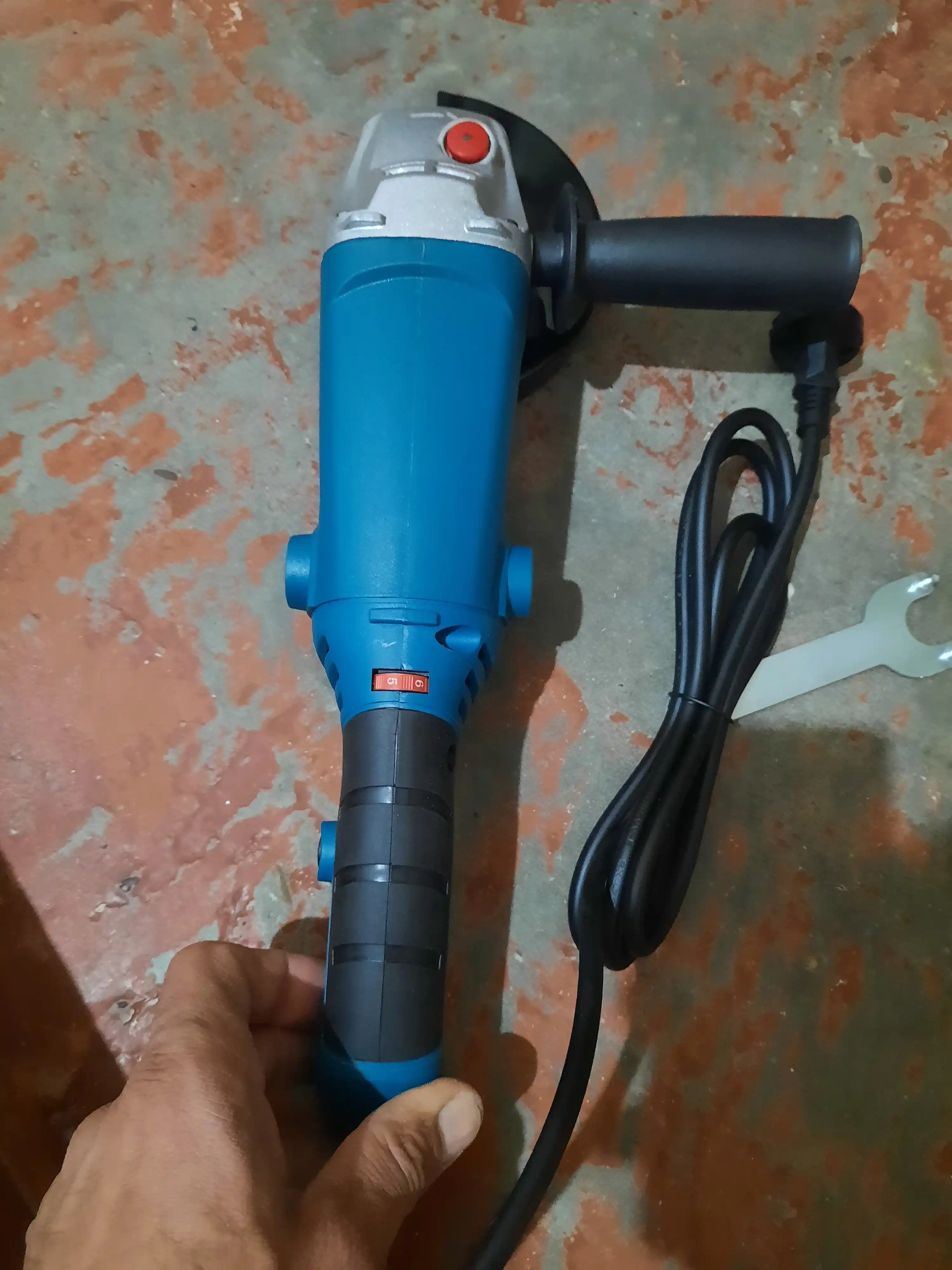 Болгарка с регулировкой, MAKITA 125 мм, 6 х скоростная, профессиональный