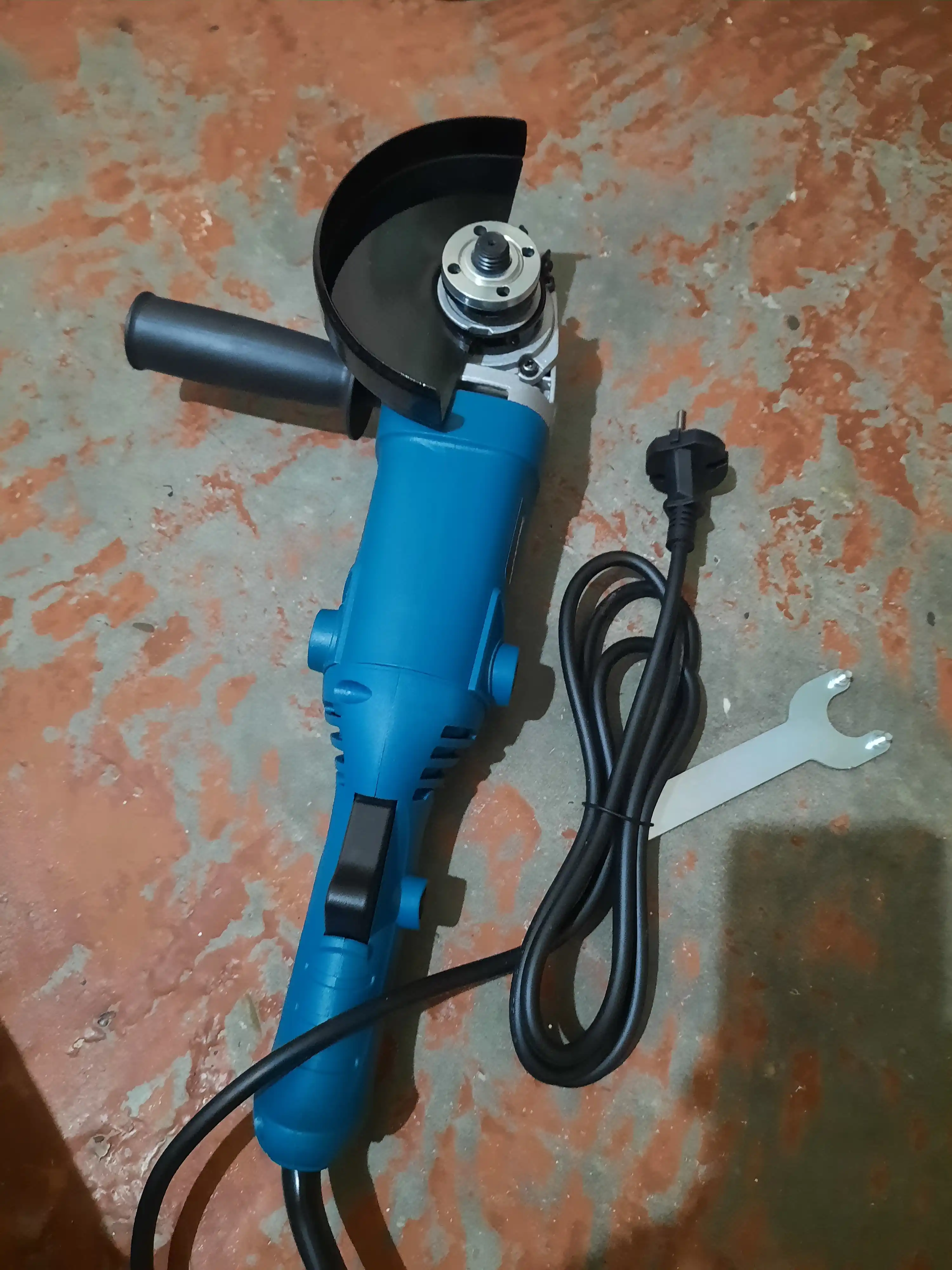 Болгарка с регулировкой, MAKITA 125 мм, 6 х скоростная, профессиональный