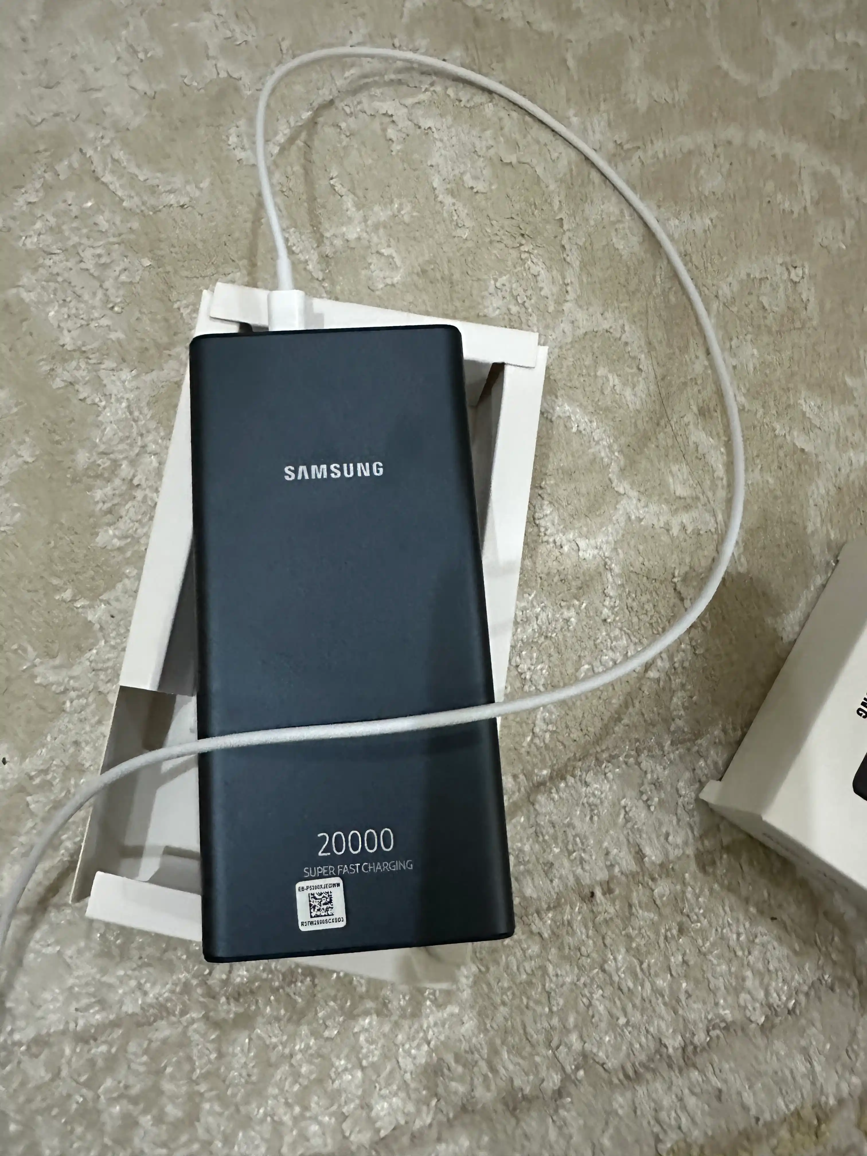 20000mA·soat sig‘im Samsung Power bank - 45 Vt/25W tez zaryadlash imkoniyati+Type-C kabeli