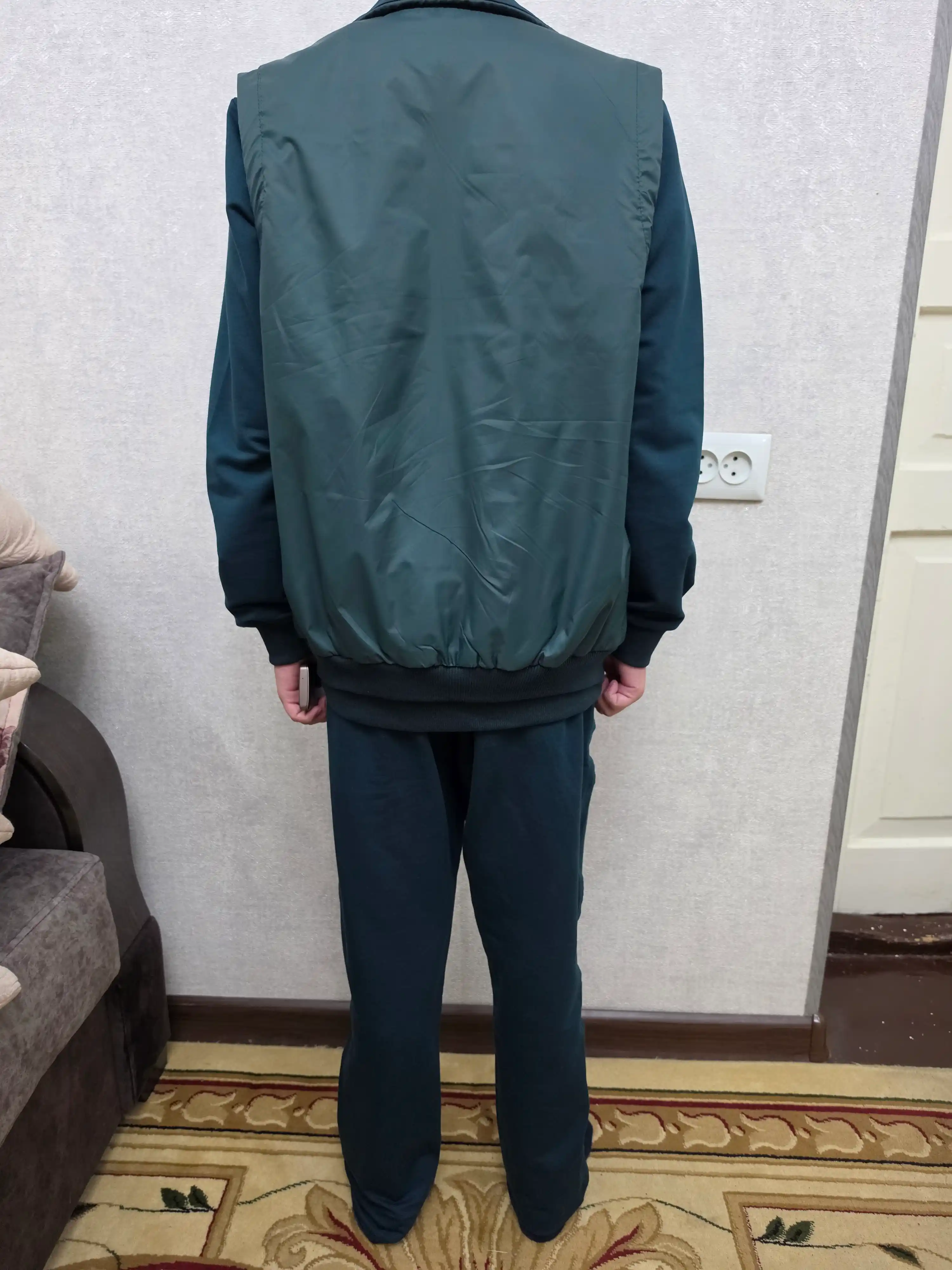 Sport kostyumi, o‘smirlar uchun, 40–48 o‘lcham, 11–15 yosh