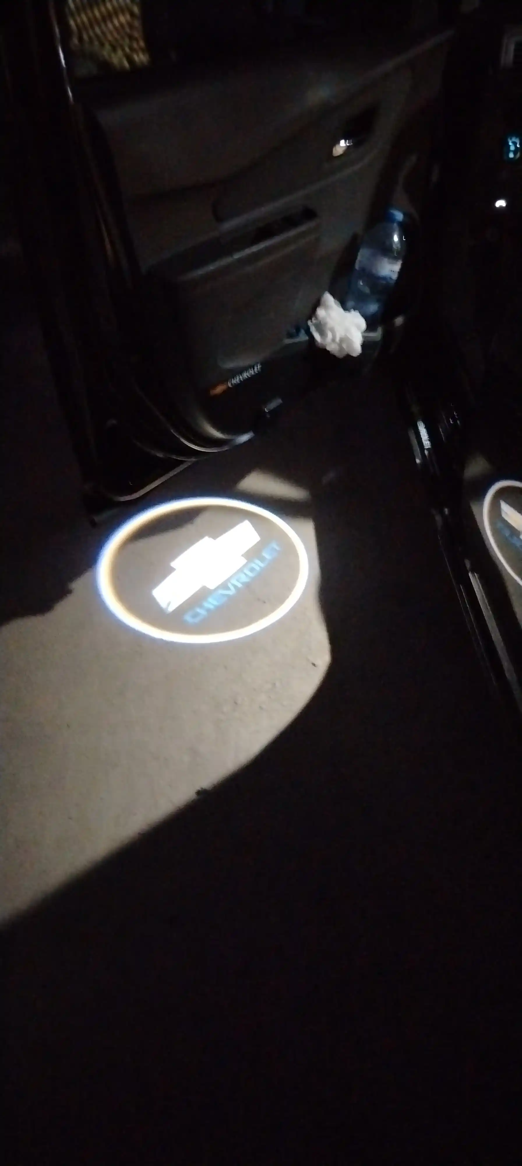 GERB va Chevrolet logotipli avtomobil eshigi LED yoritgichi sharhlari 1 dona