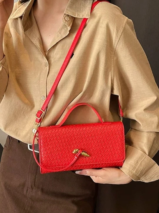 Ayollar sumkasi yelkaga, bugatte sumkalar - 