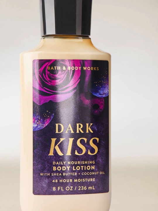 BATH AND BODY WORKS Парфюмepный увлажняющий лосьон для тела, 236 мл - 